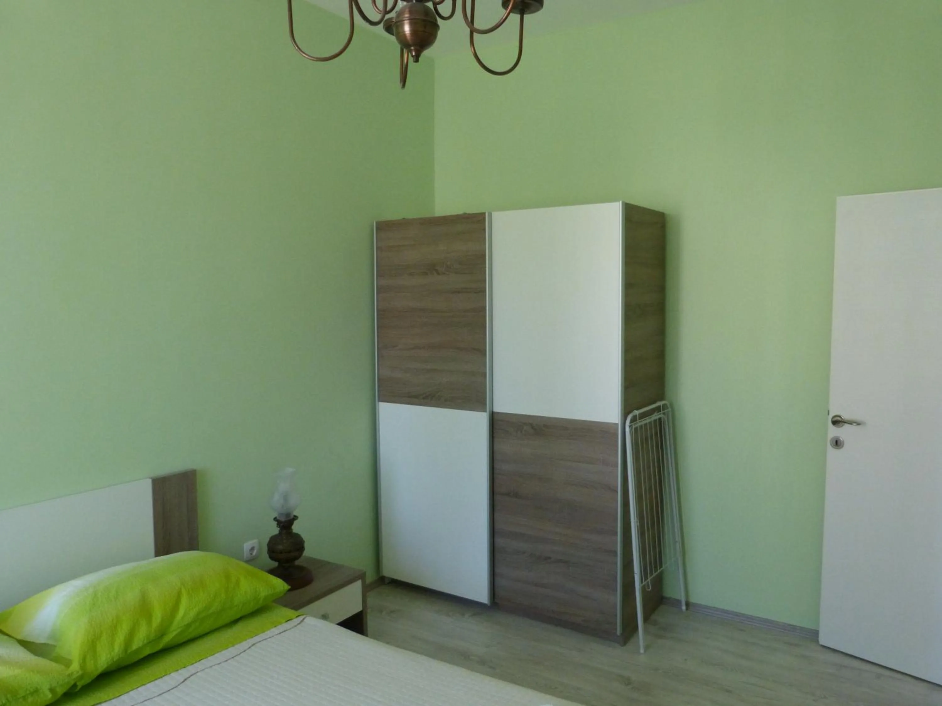 Bedroom, Bed in Pavelin apartments