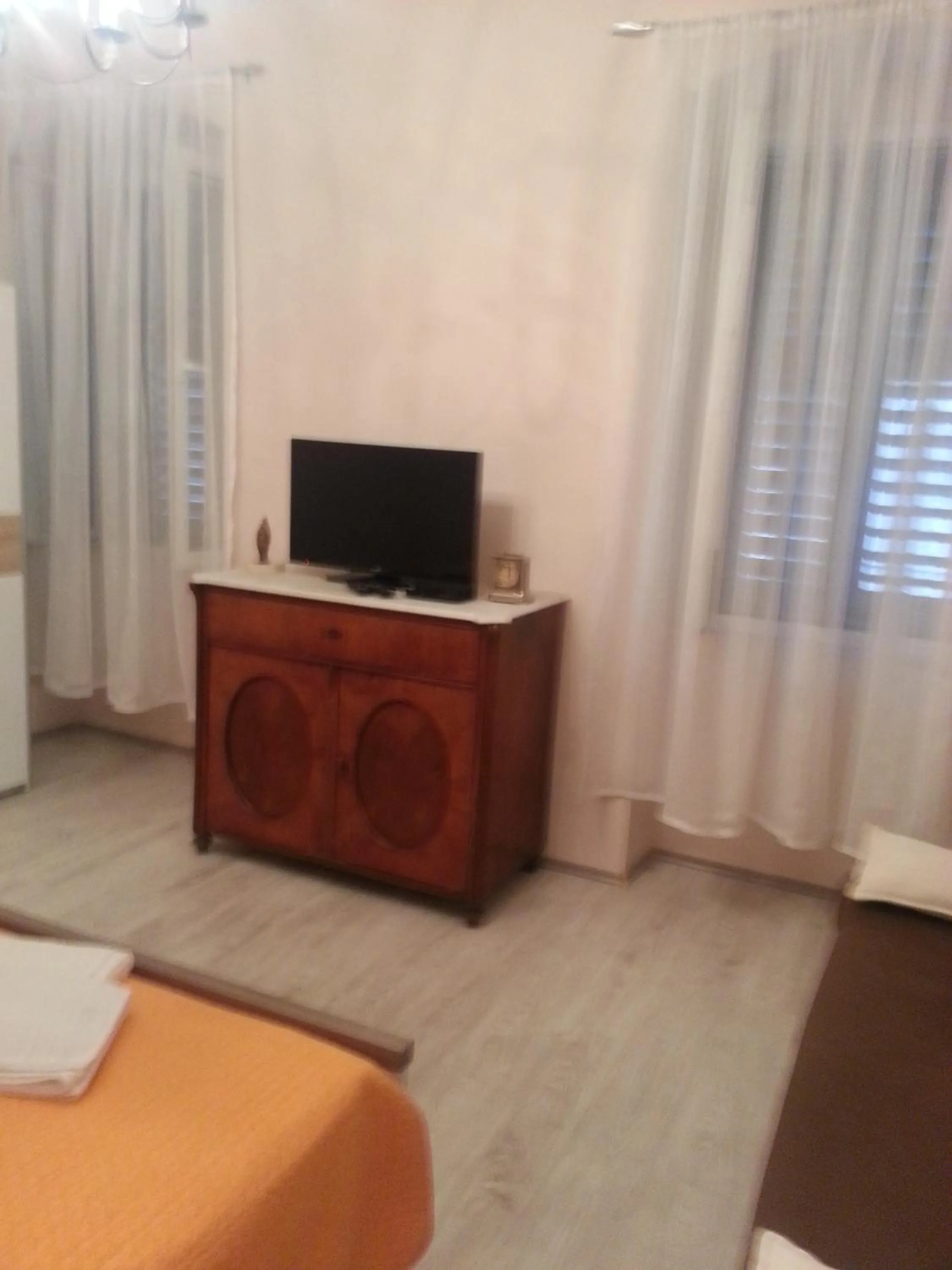 Bedroom in Pavelin apartments