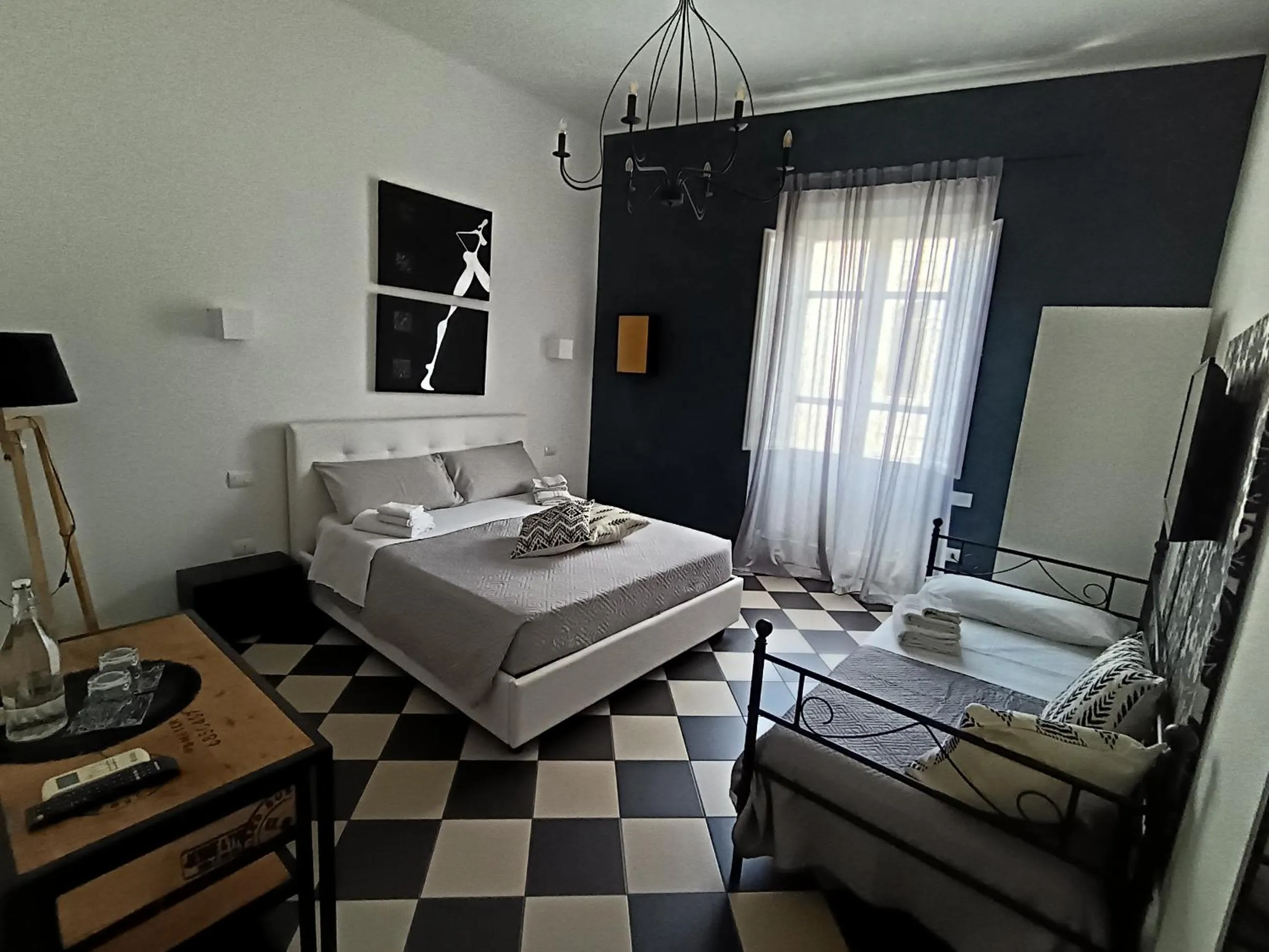 Photo of the whole room, Bed in Manì Rooms