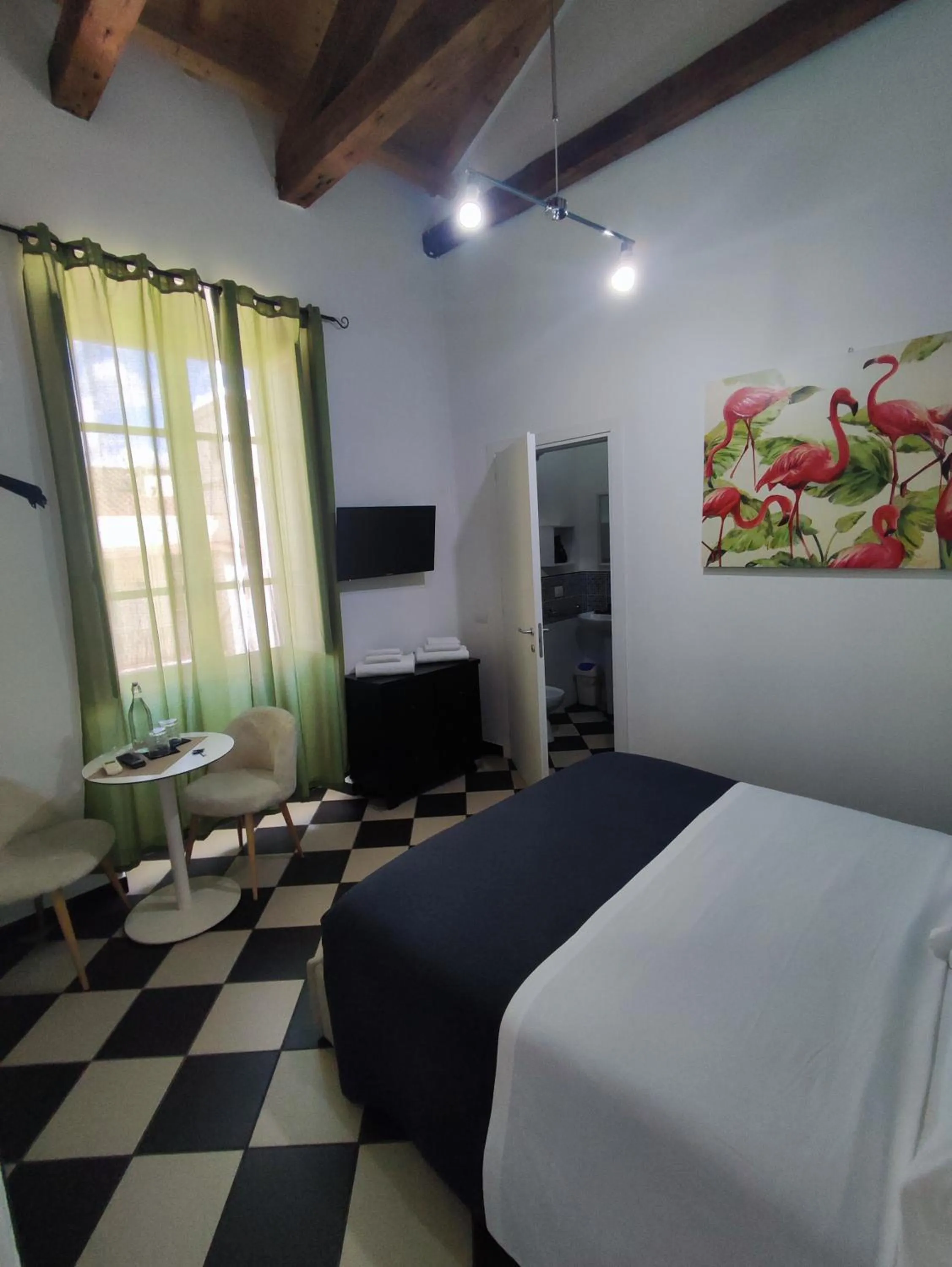 Bedroom, Bed in Manì Rooms