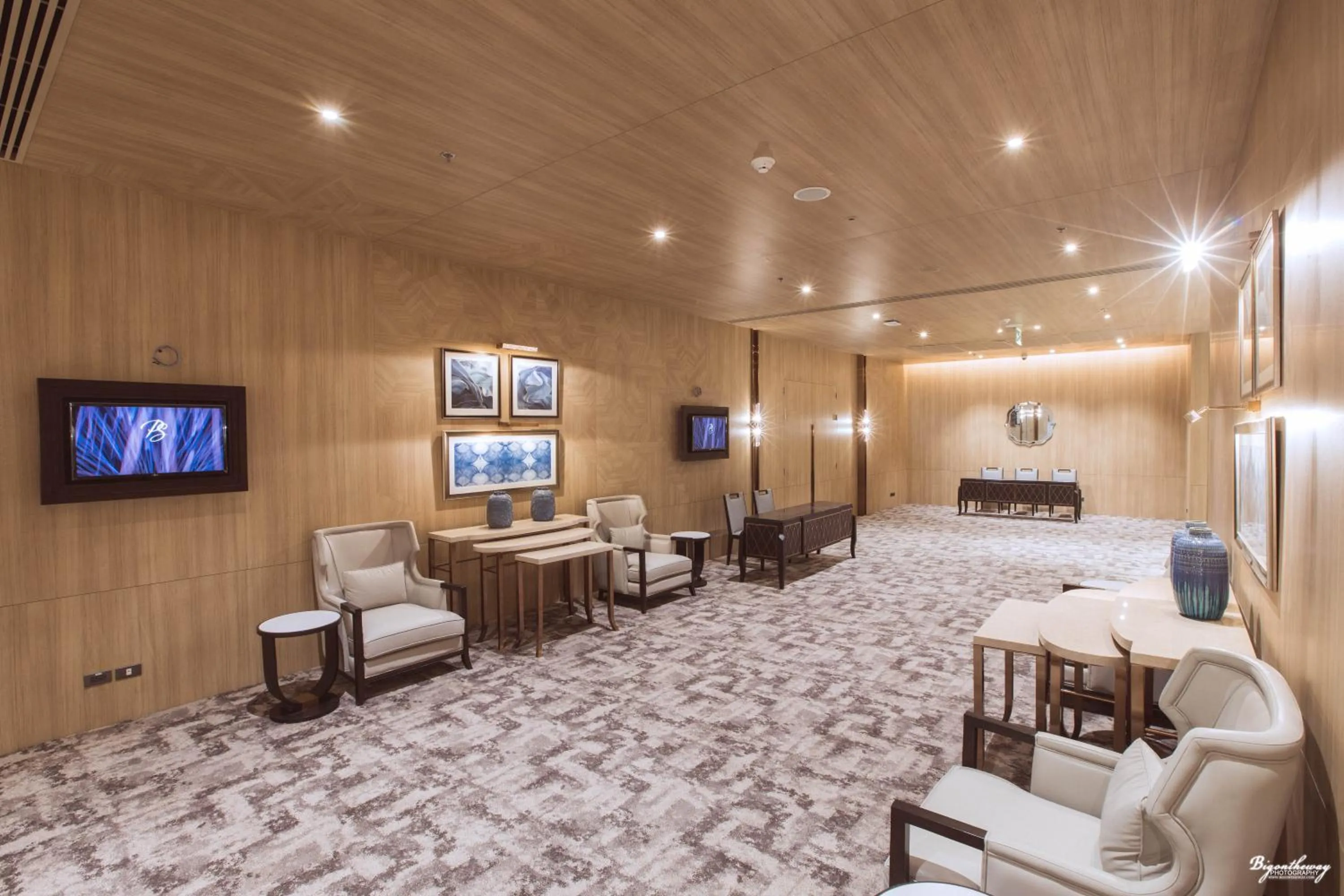 Meeting/conference room in Grand Richmond Stylish Convention Hotel