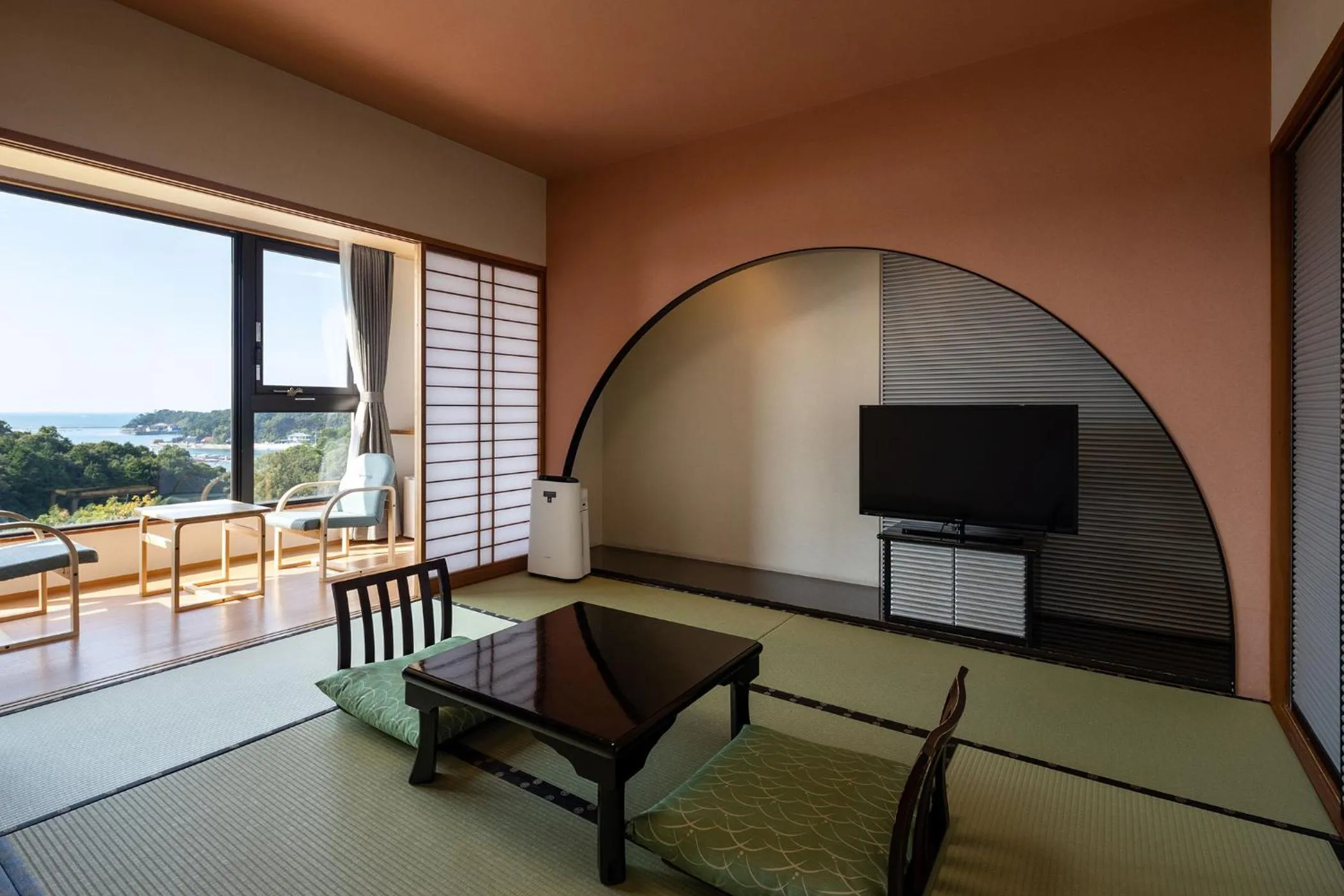 Photo of the whole room in Ooedo Onsen Monogatari Amakusa Hotel Kameya