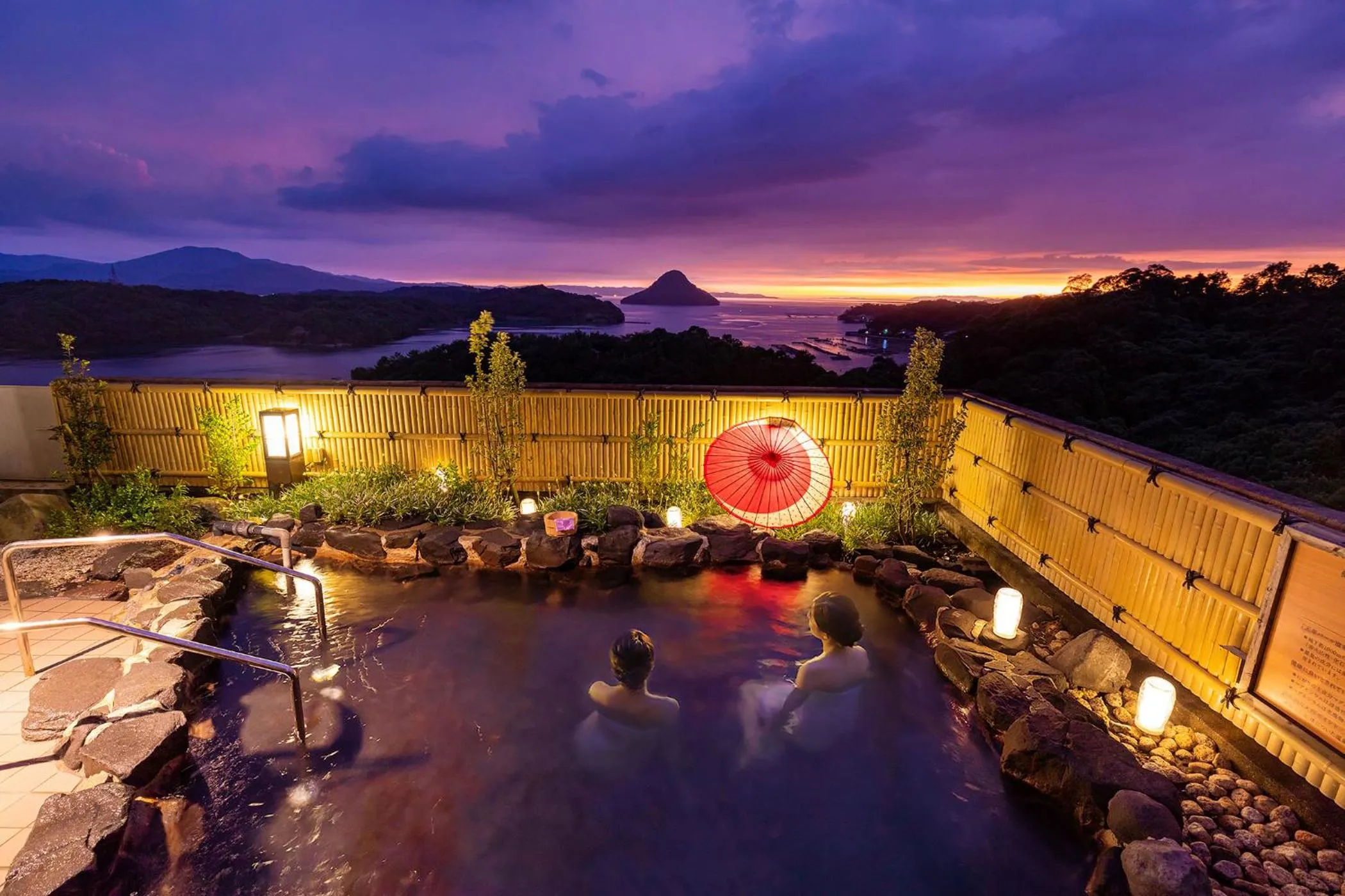 Hot Spring Bath in Ooedo Onsen Monogatari Amakusa Hotel Kameya