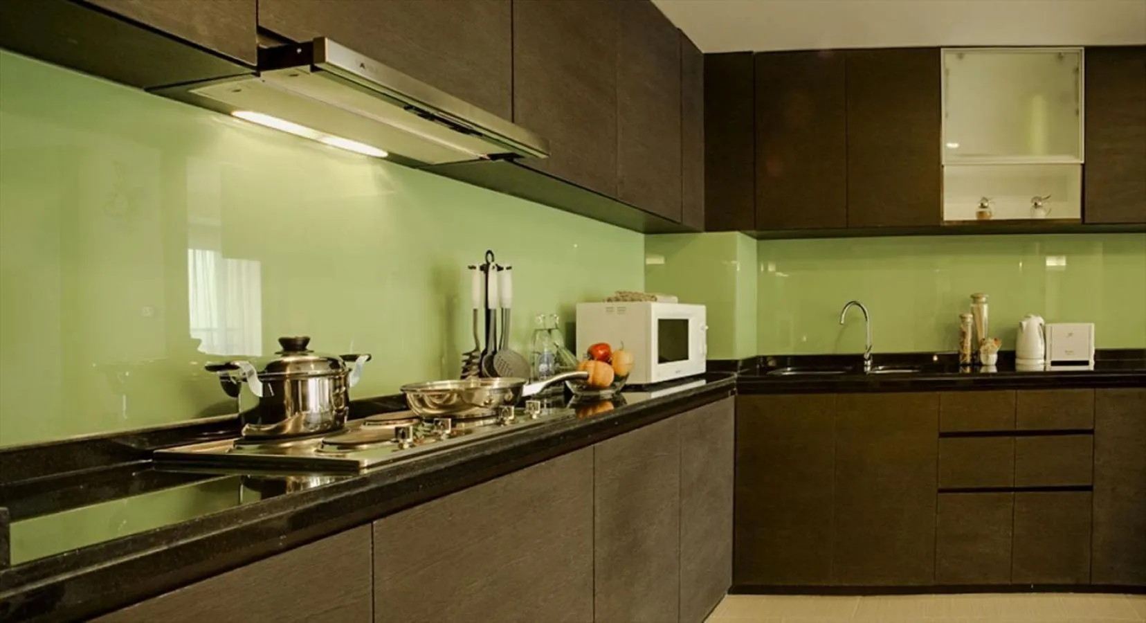 Kitchen or kitchenette in Olive Hotel & Residence Bangkok Sukhumvit 101 near True Digital Park