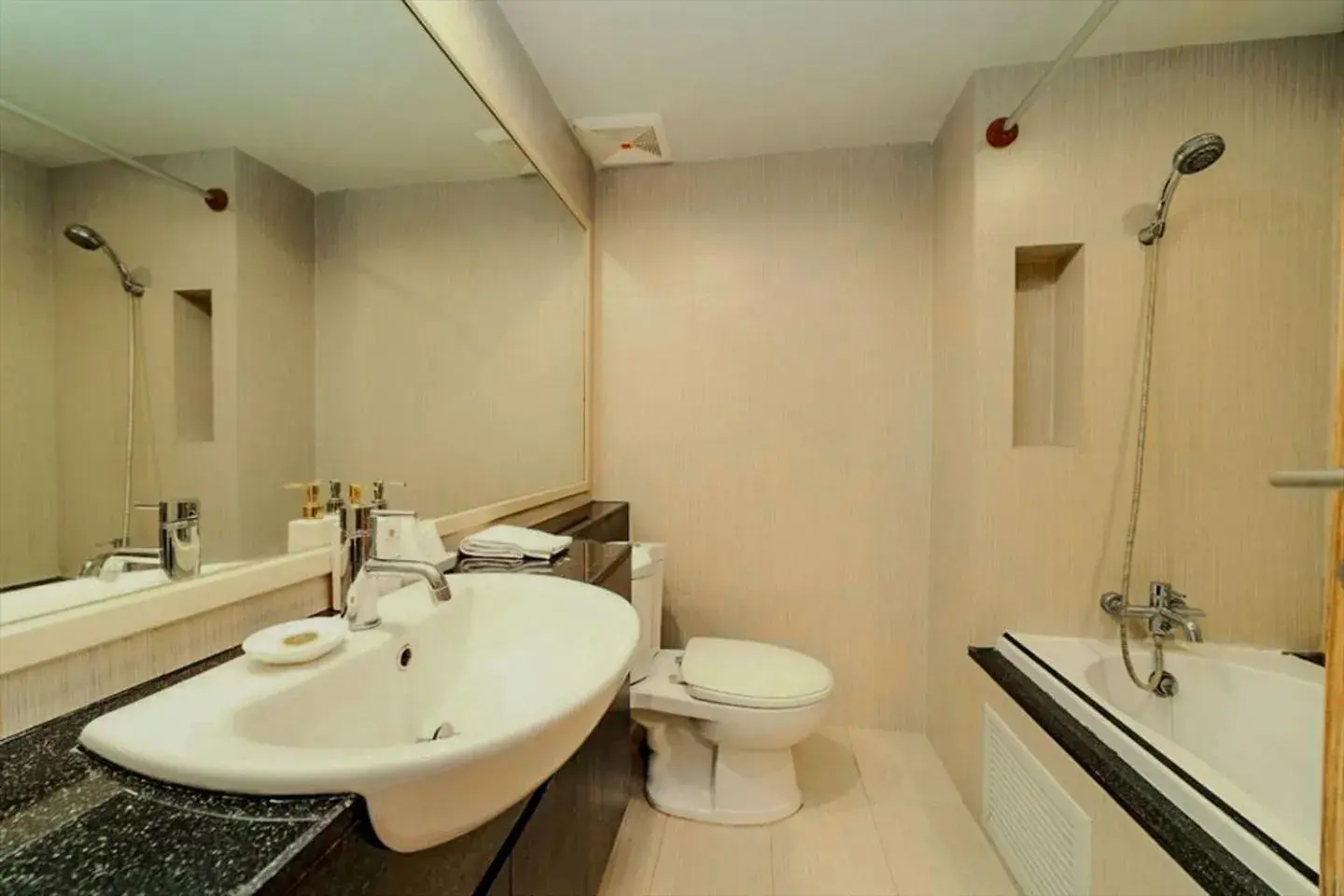 Bathroom in Olive Hotel & Residence Bangkok Sukhumvit 101 near True Digital Park Bathroom in Olive Hotel & Residence Bangkok Sukhumvit 101 near True Digital Park