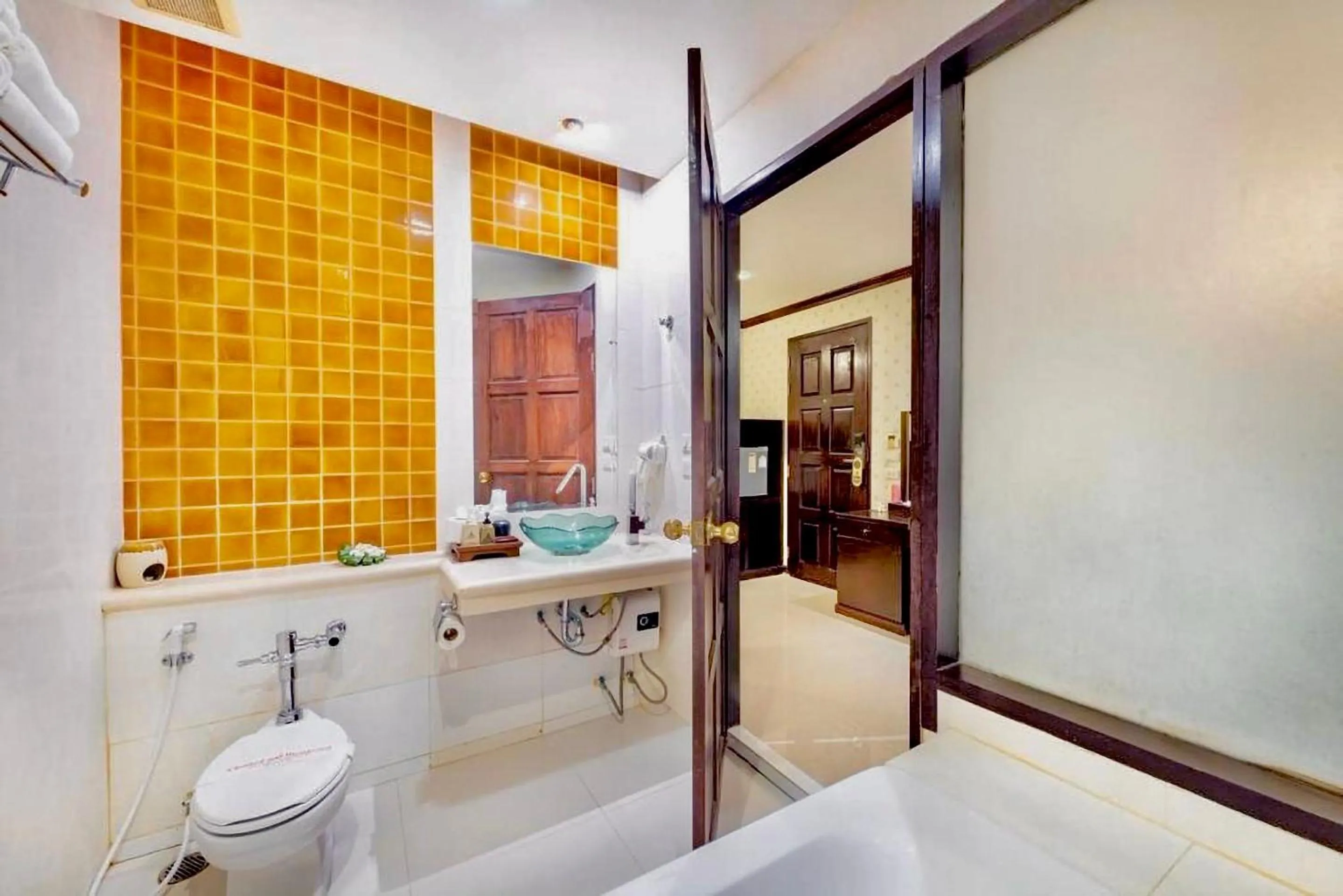 Toilet in Racha Kiri Resort & Spa, Khanom