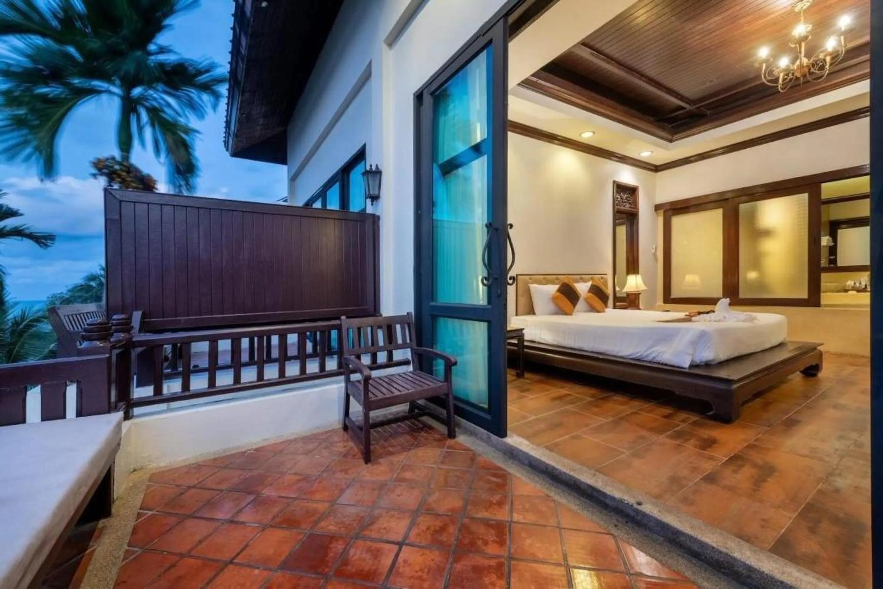 Balcony/Terrace, Bed in Racha Kiri Resort & Spa, Khanom