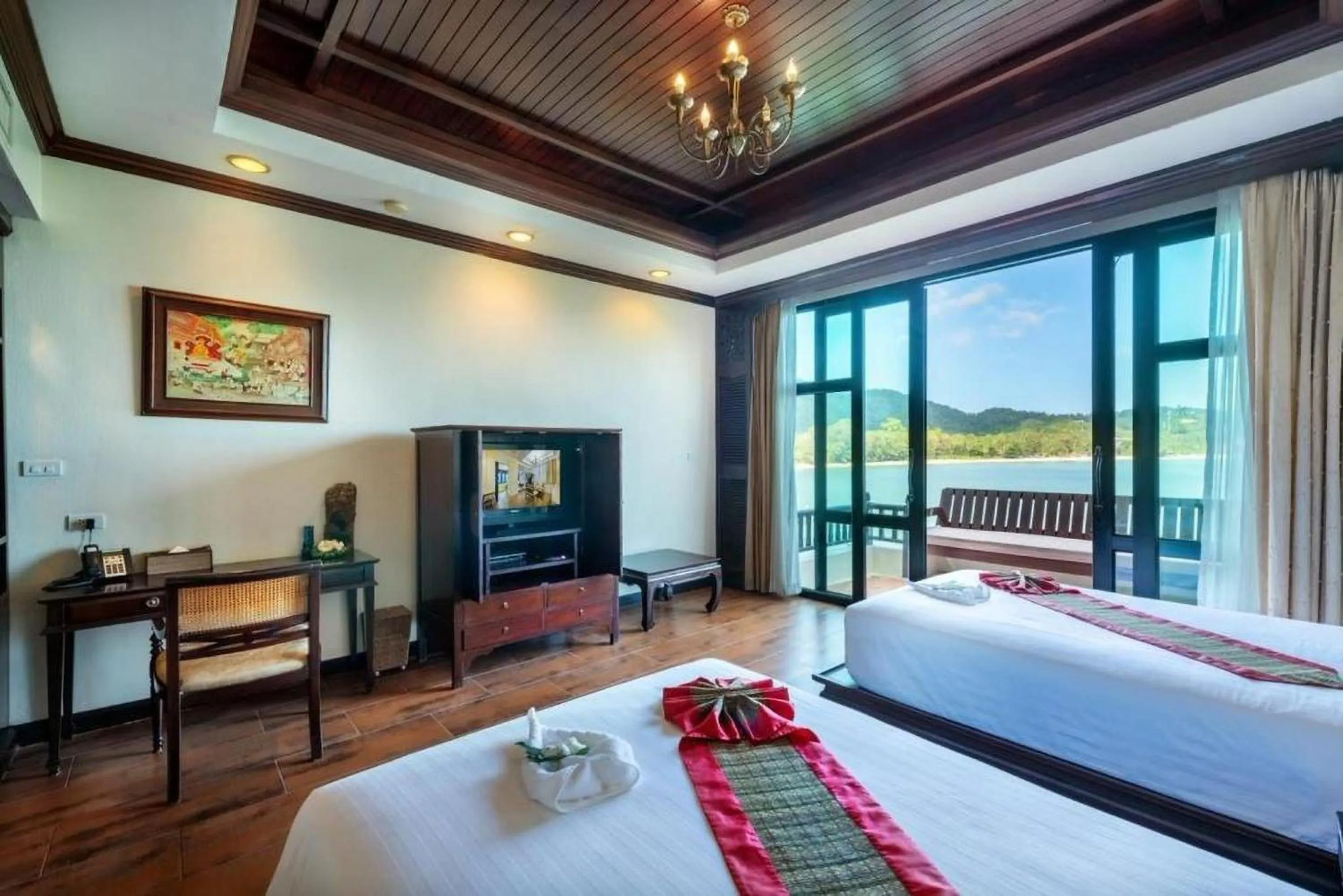 Bed in Racha Kiri Resort & Spa, Khanom