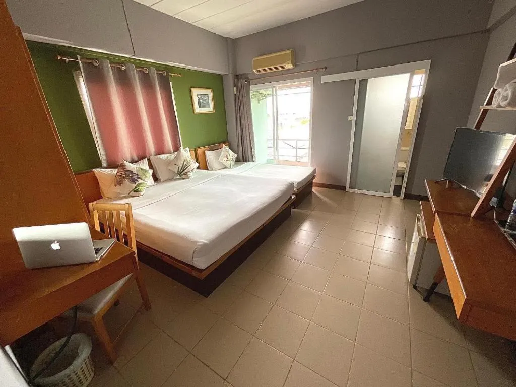 Photo of the whole room, Bed in Plai And Herbs Suvarnabhumi Airport