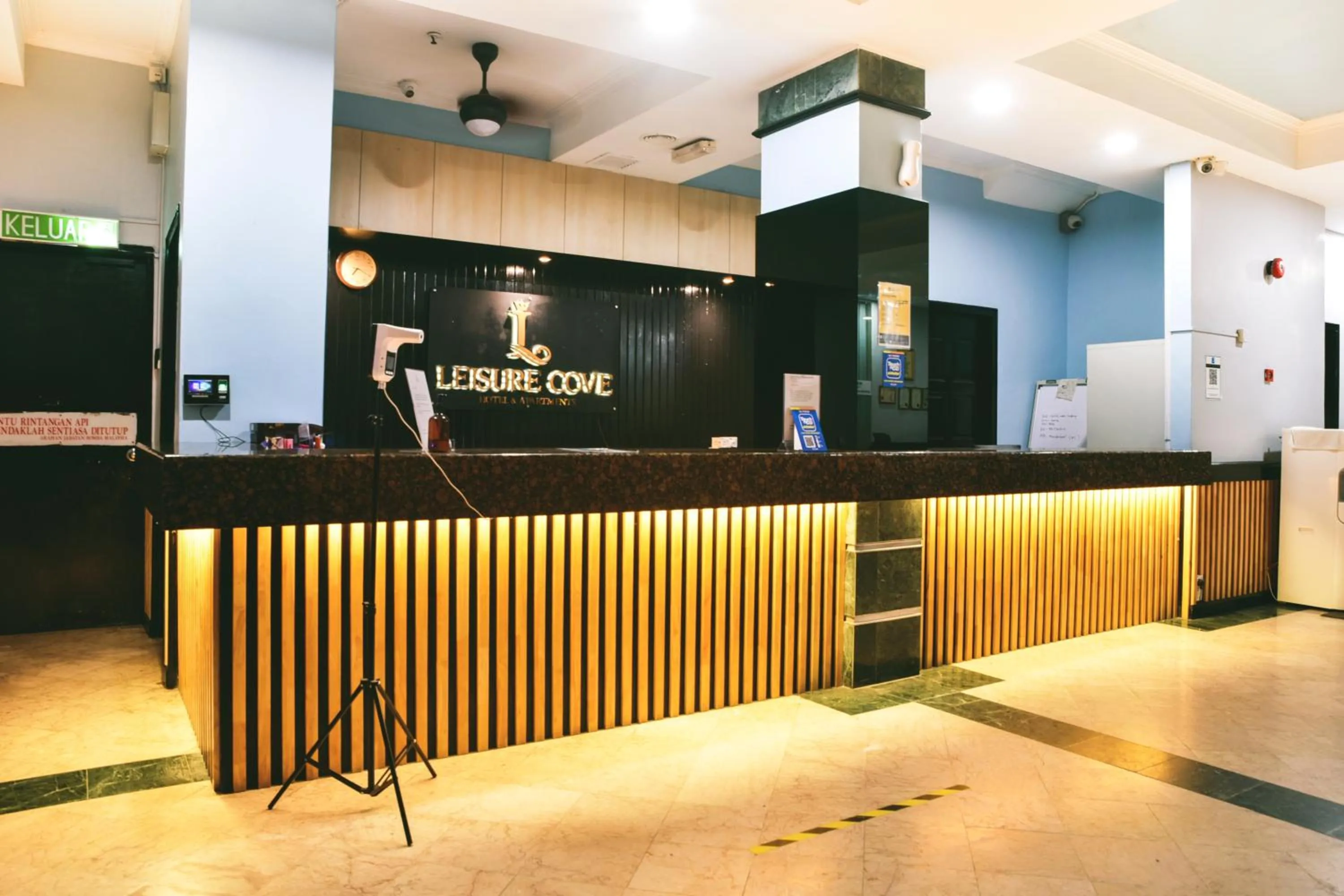 Lobby or reception in Leisure Cove Hotel and Apartments