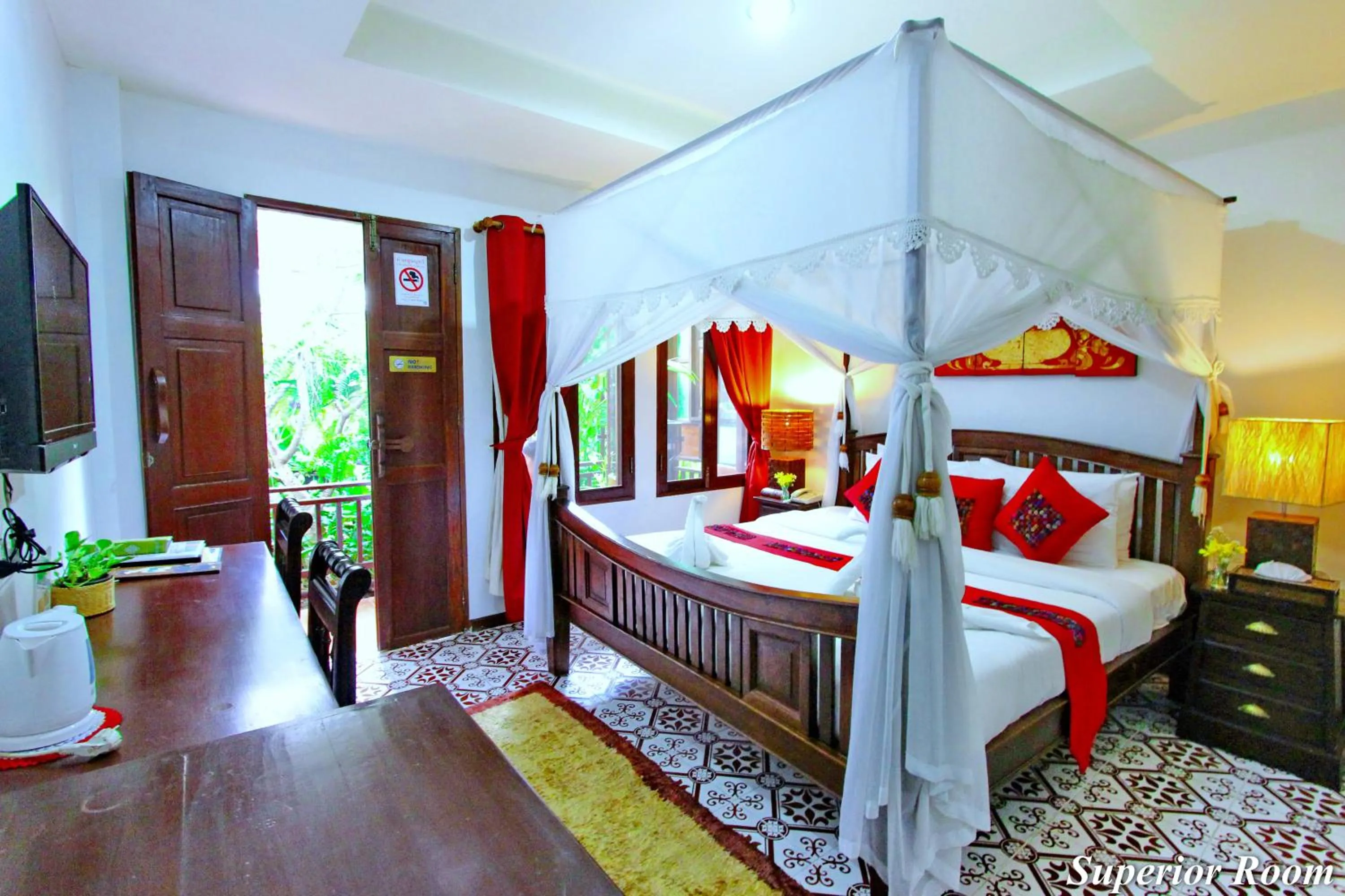 Bedroom, Bed in Shewe Wana Boutique Hotel