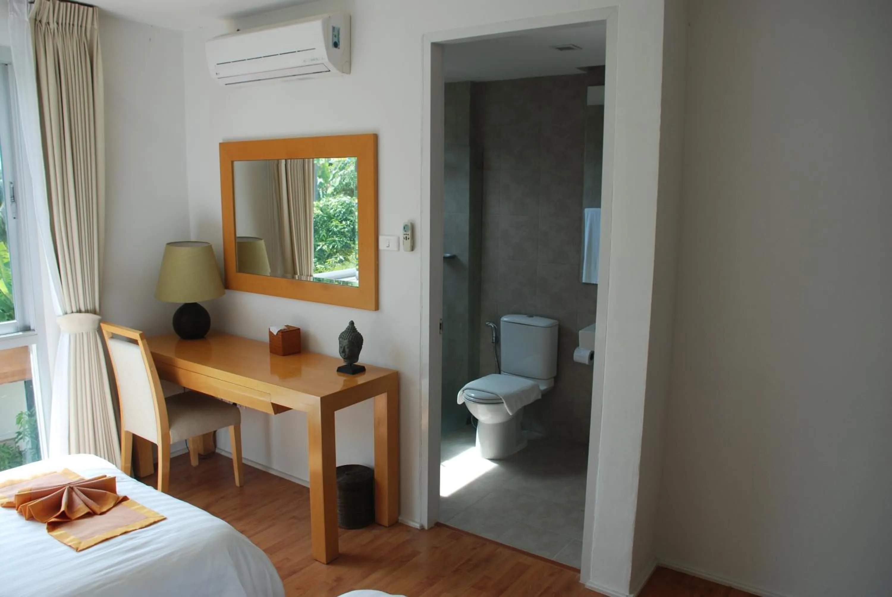 Bathroom, Bed in The Park Samui