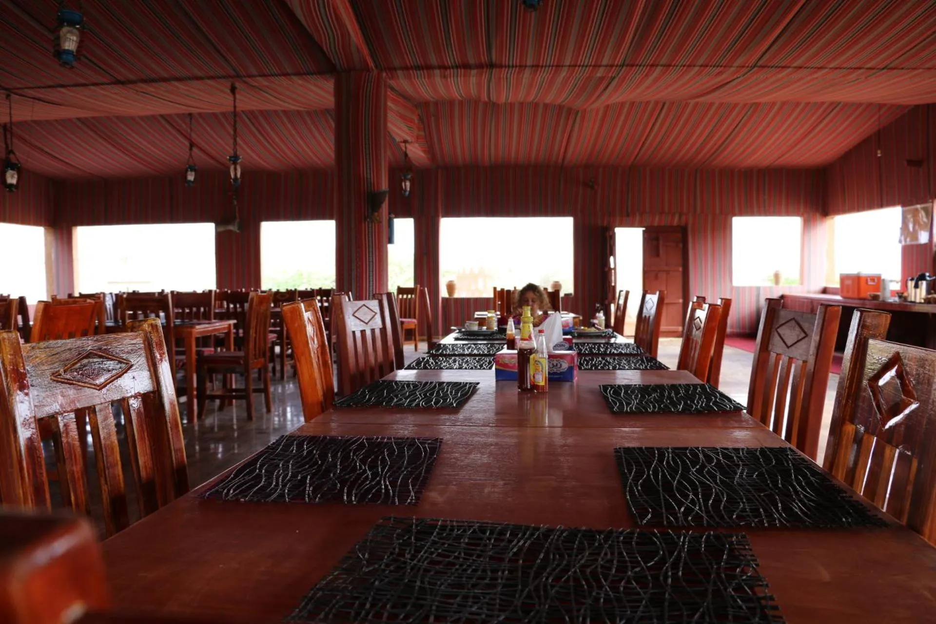 Restaurant/places to eat in Safari Desert Camp