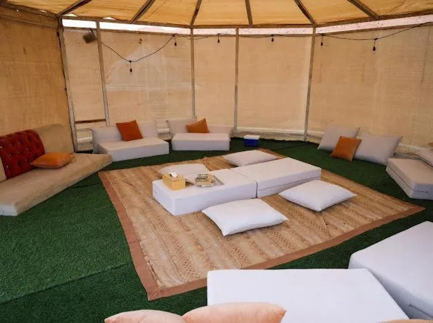 Living room, Bed in Safari Desert Camp