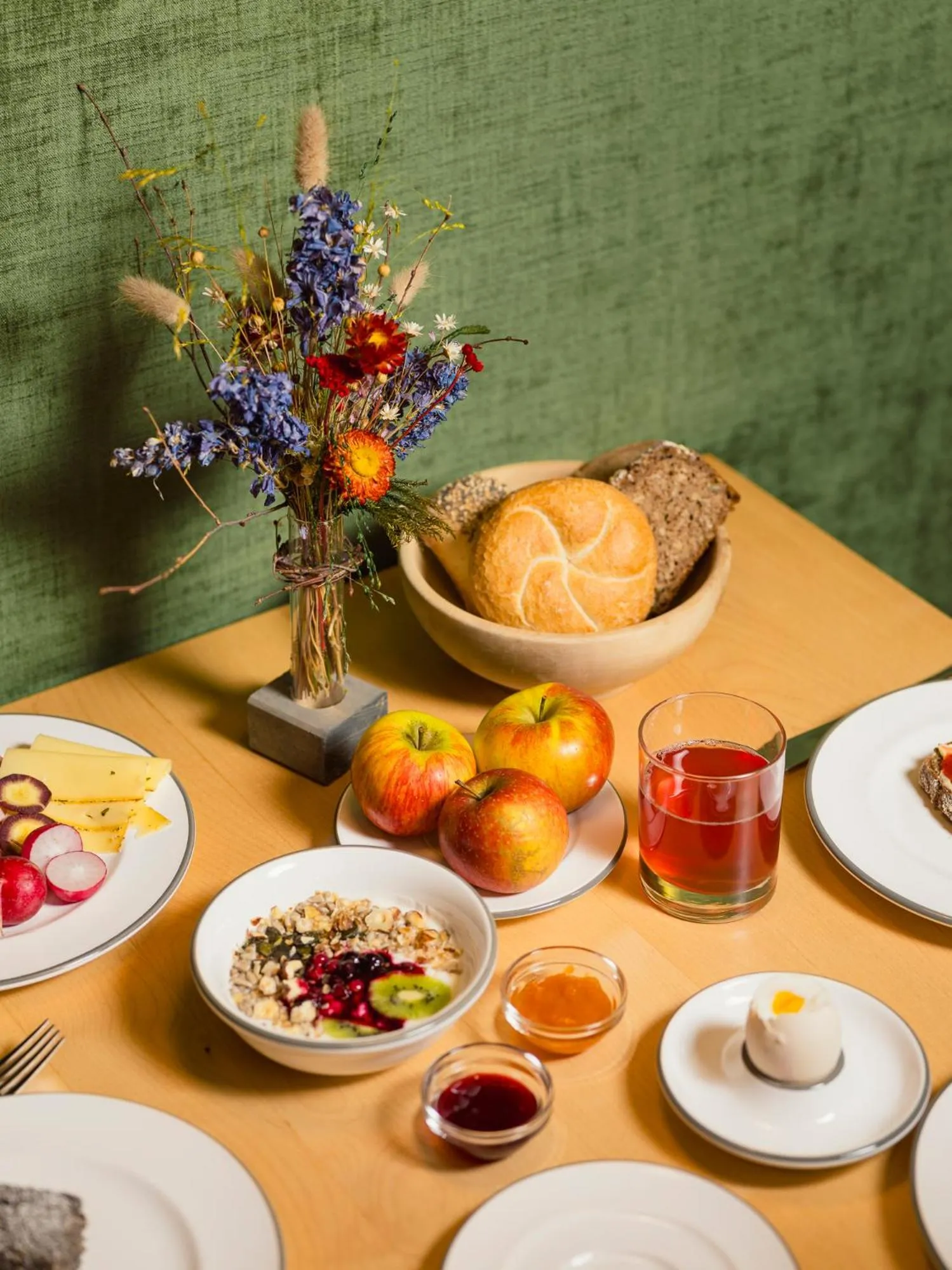 Breakfast in Breitachhus