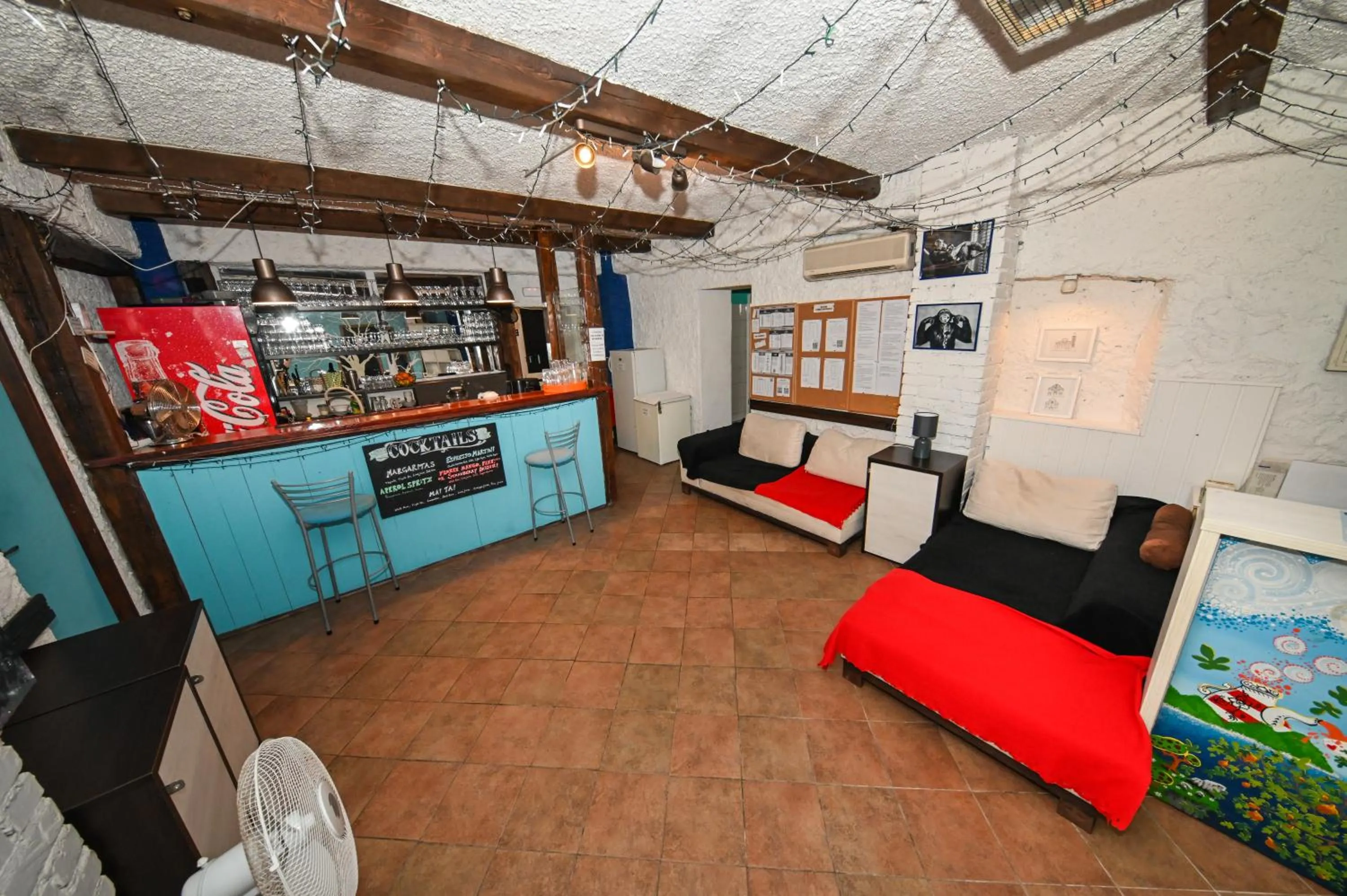 The Lazy Monkey Hostel & Apartments