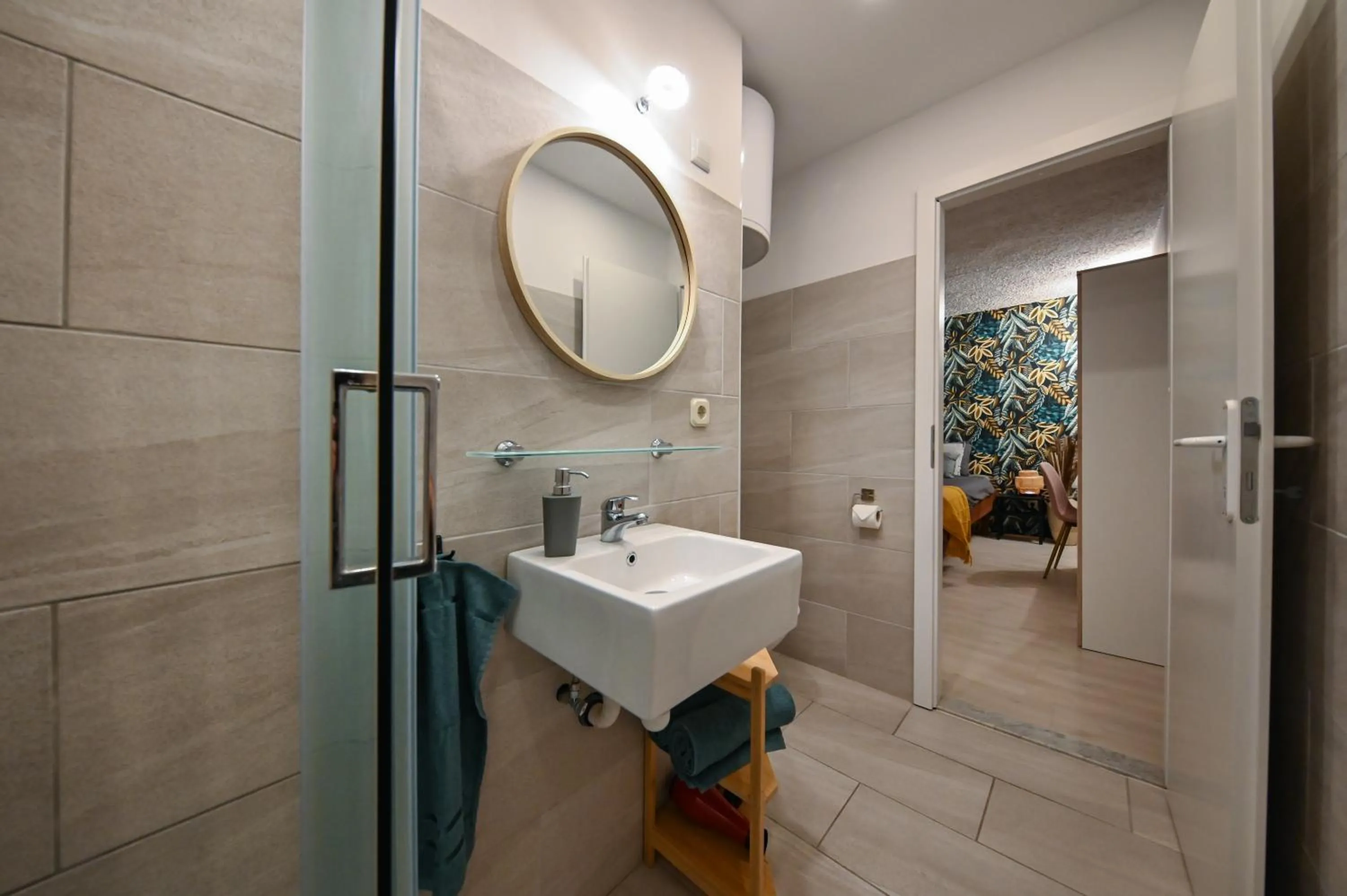 The Lazy Monkey Hostel & Apartments