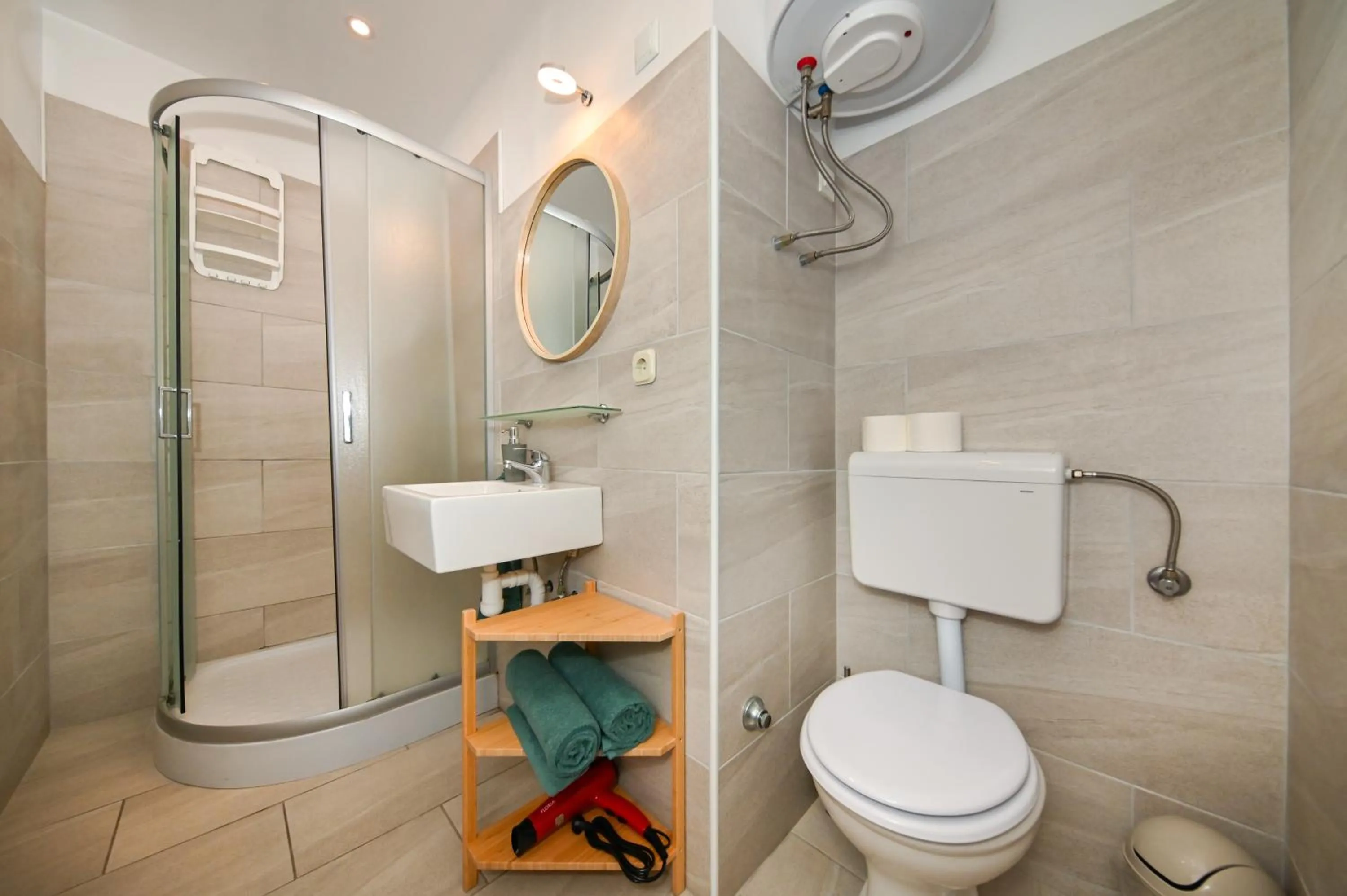 The Lazy Monkey Hostel & Apartments