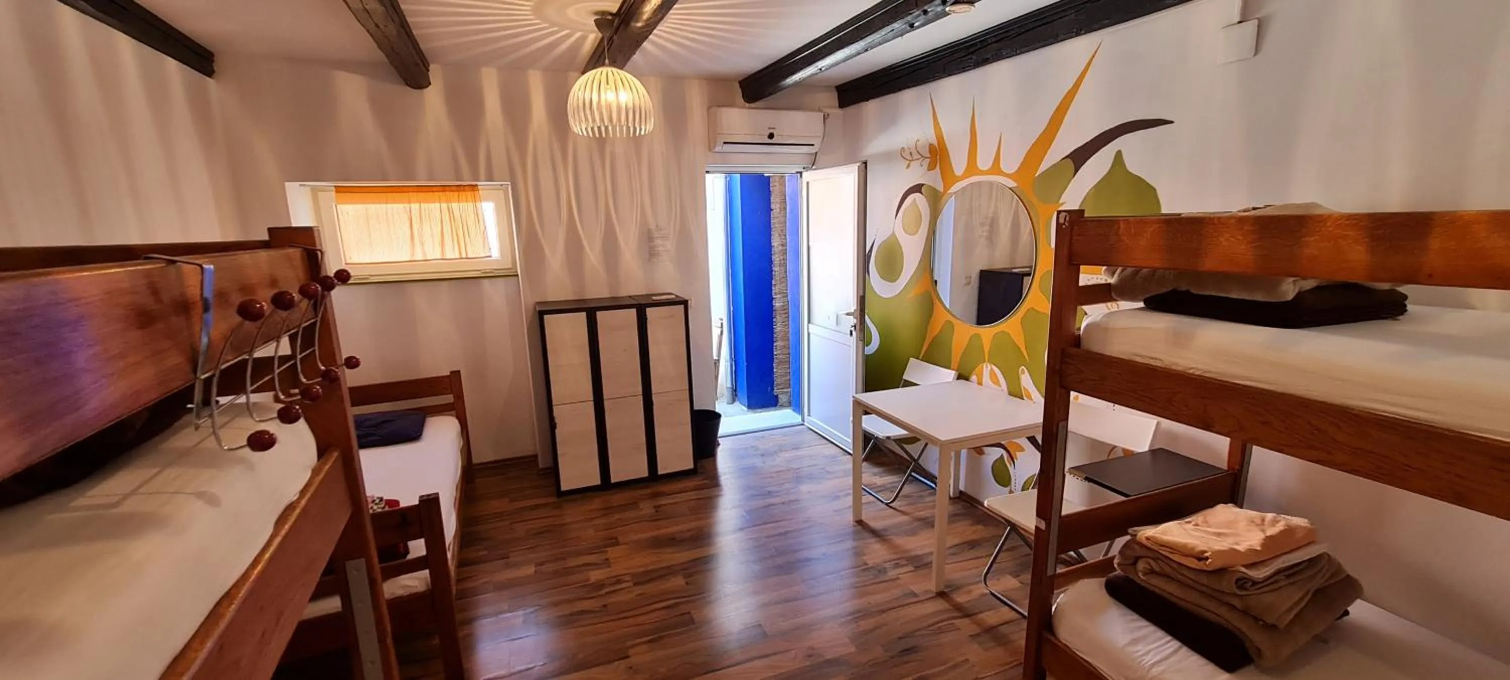 The Lazy Monkey Hostel & Apartments