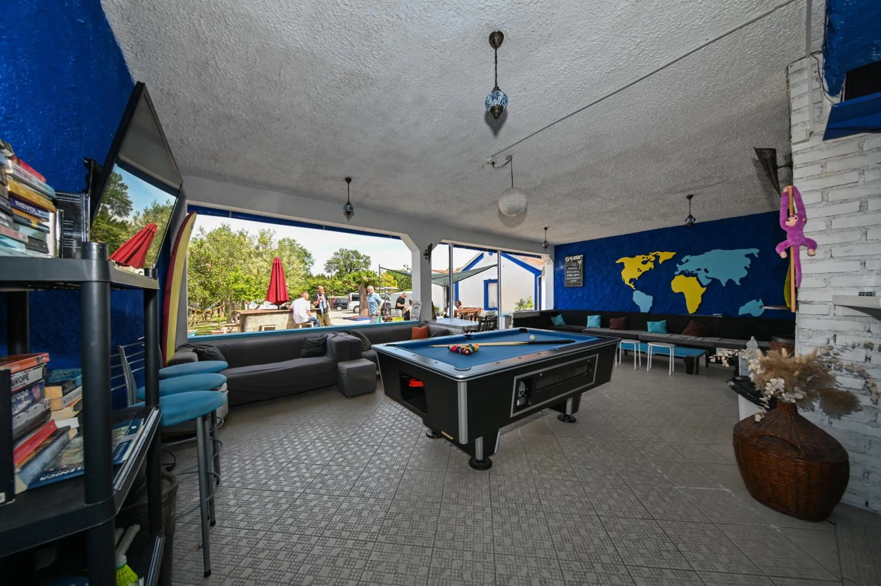 The Lazy Monkey Hostel & Apartments