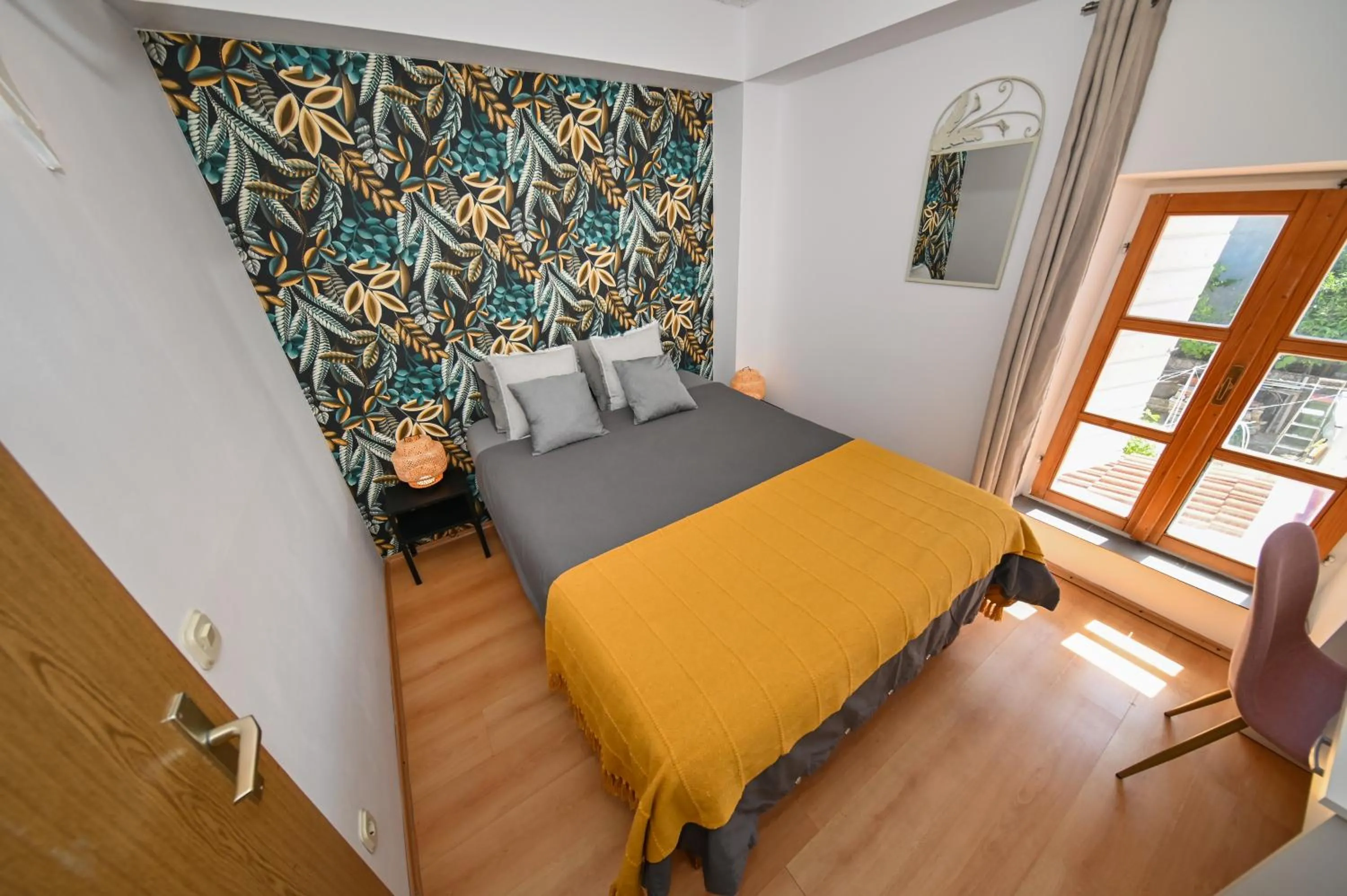 The Lazy Monkey Hostel & Apartments