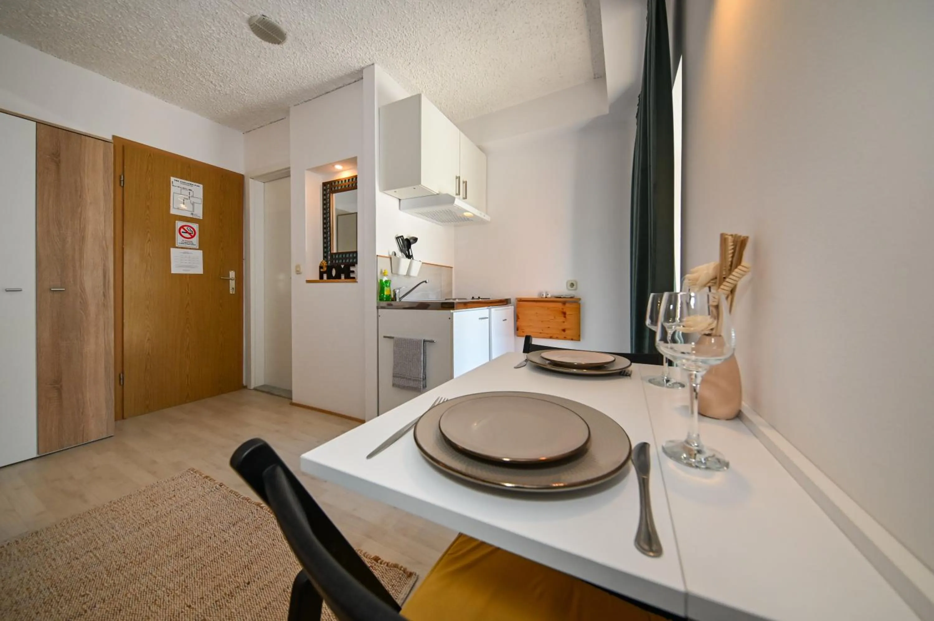 The Lazy Monkey Hostel & Apartments