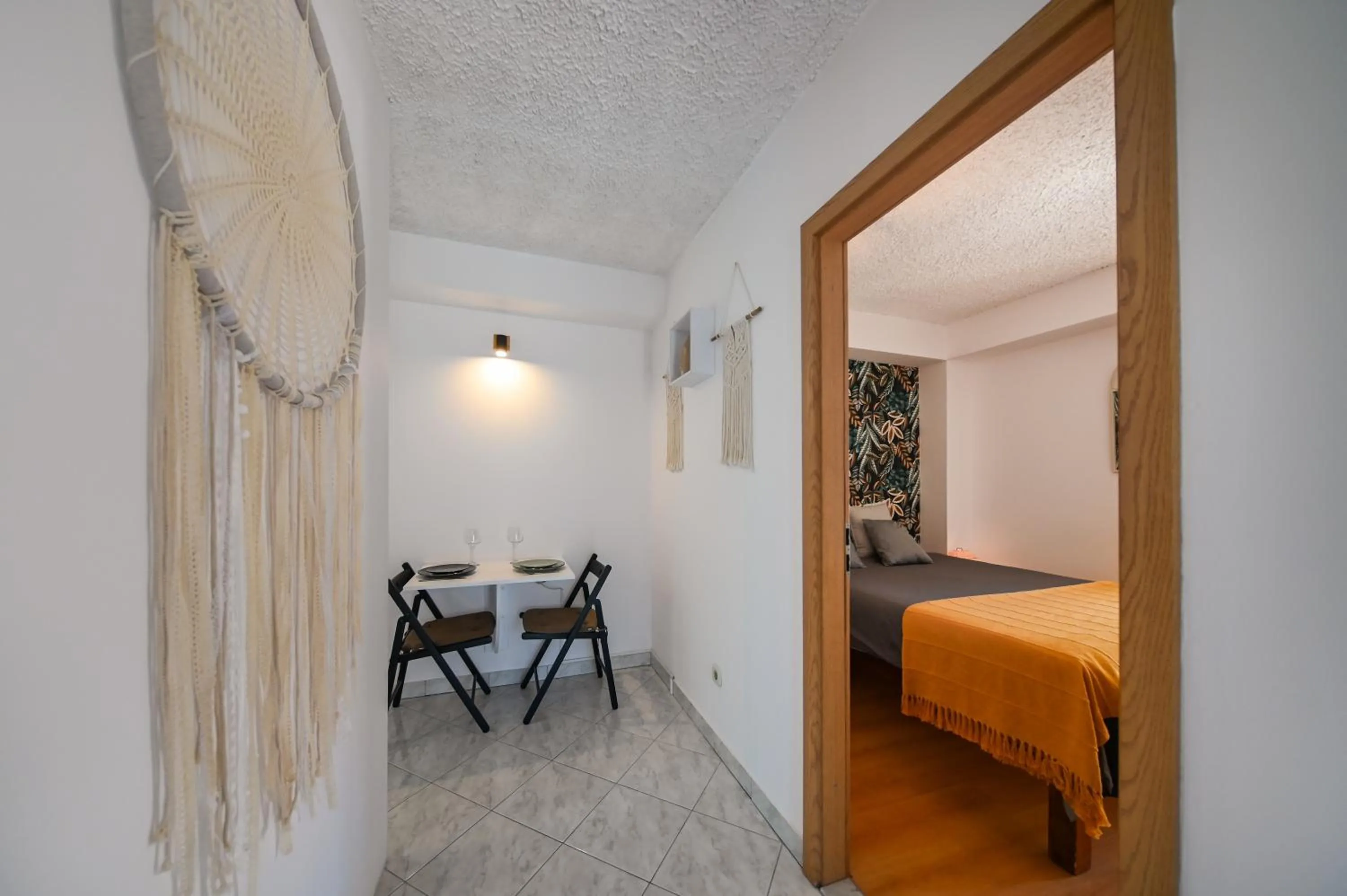 The Lazy Monkey Hostel & Apartments