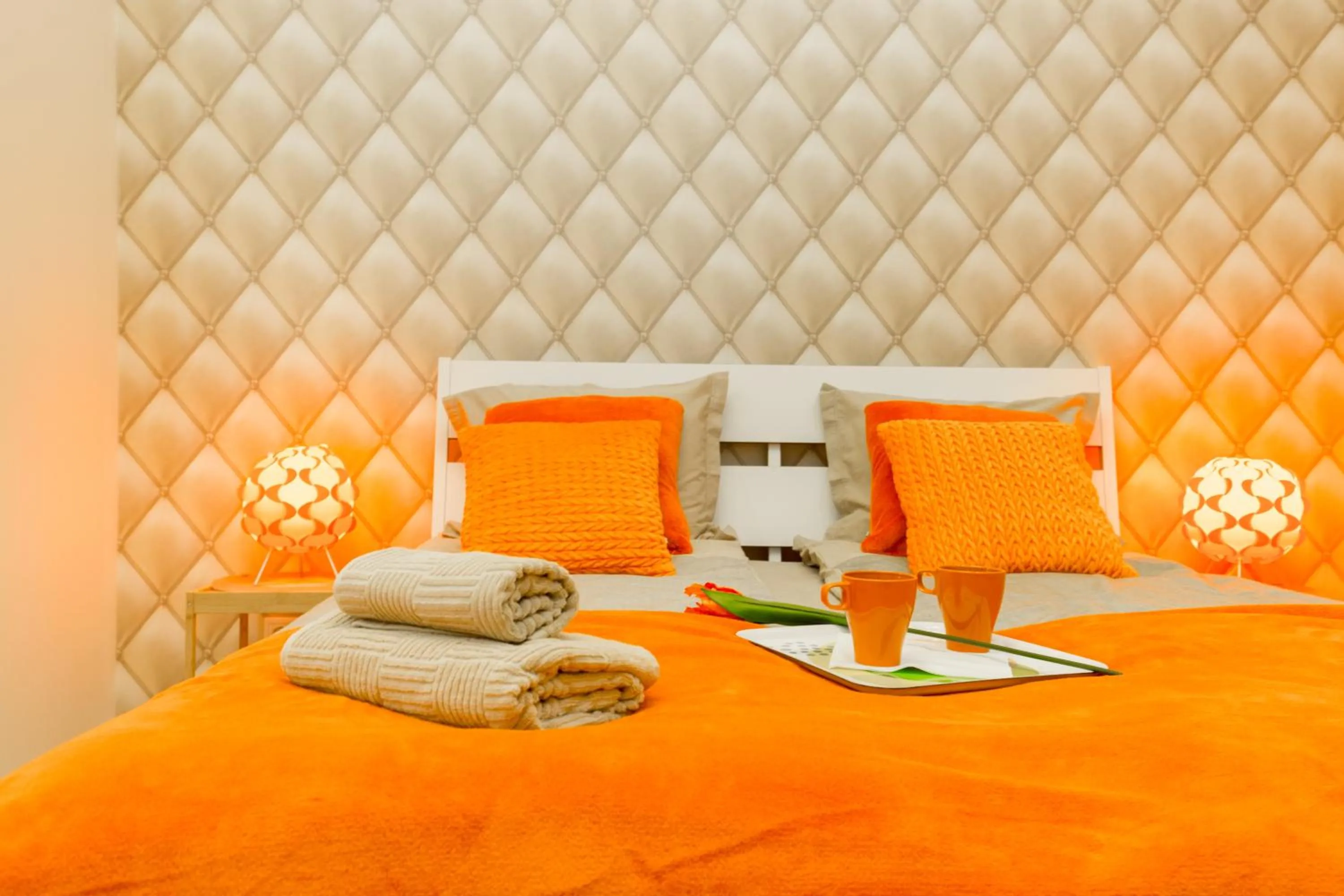 Bed in Budapest Holiday Colours