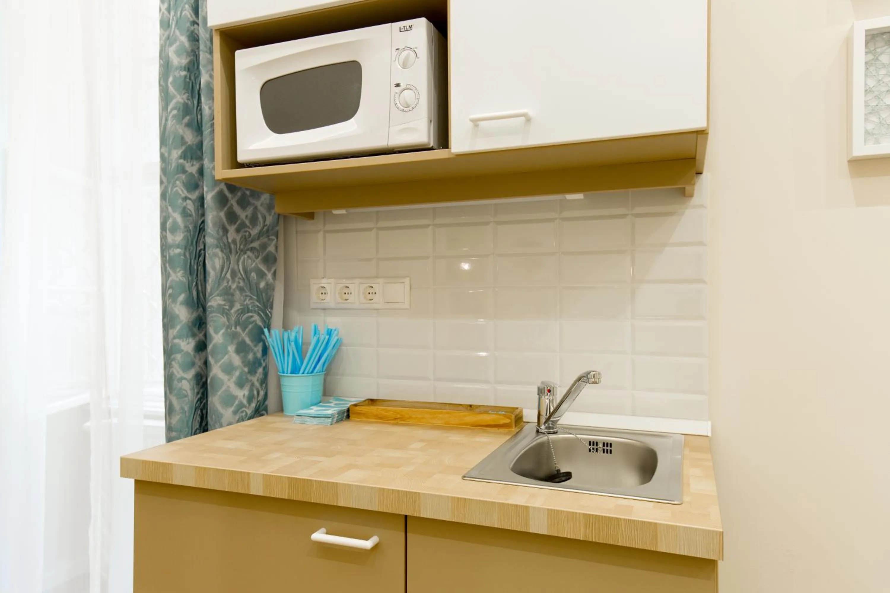 Kitchen or kitchenette in Budapest Holiday Colours