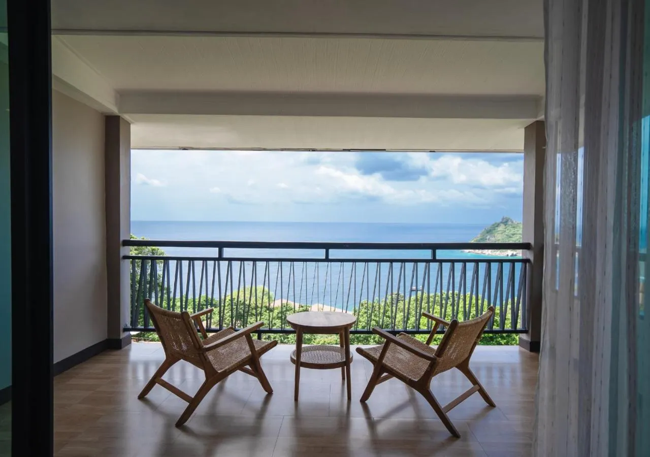 Patio in Dusit Buncha Koh Tao by Riya Group