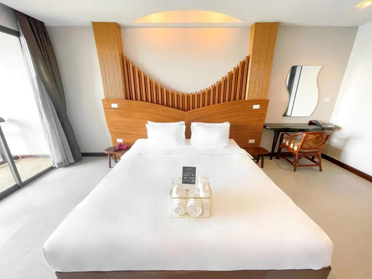 Bed in Dusit Buncha Koh Tao by Riya Group