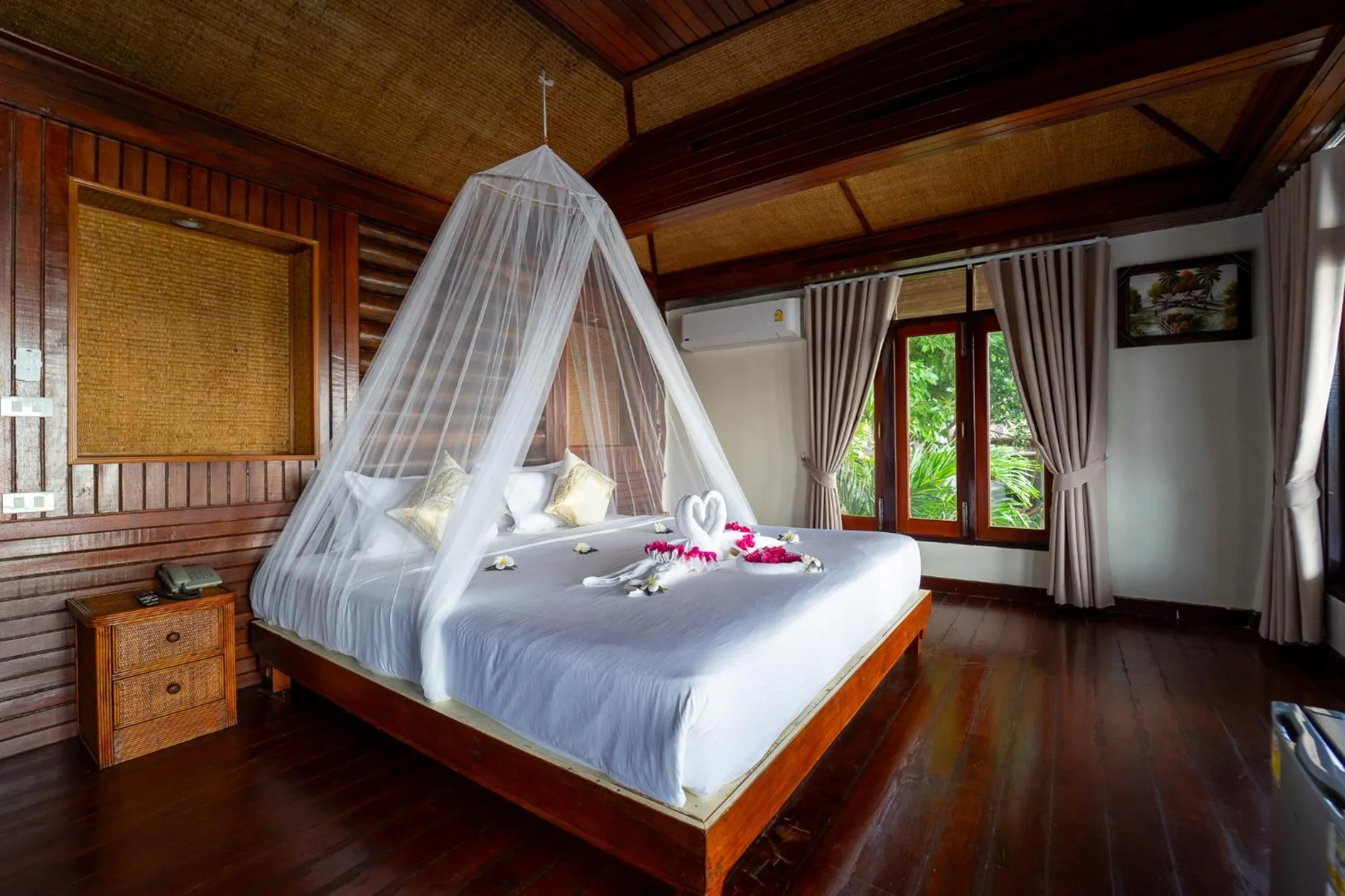 Sea view, Bed in Dusit Buncha Koh Tao by Riya Group