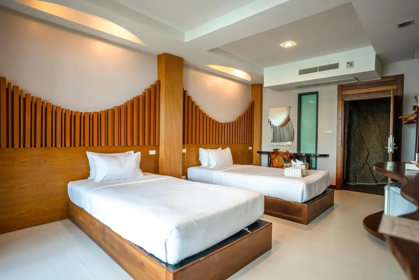 Bed in Dusit Buncha Koh Tao by Riya Group
