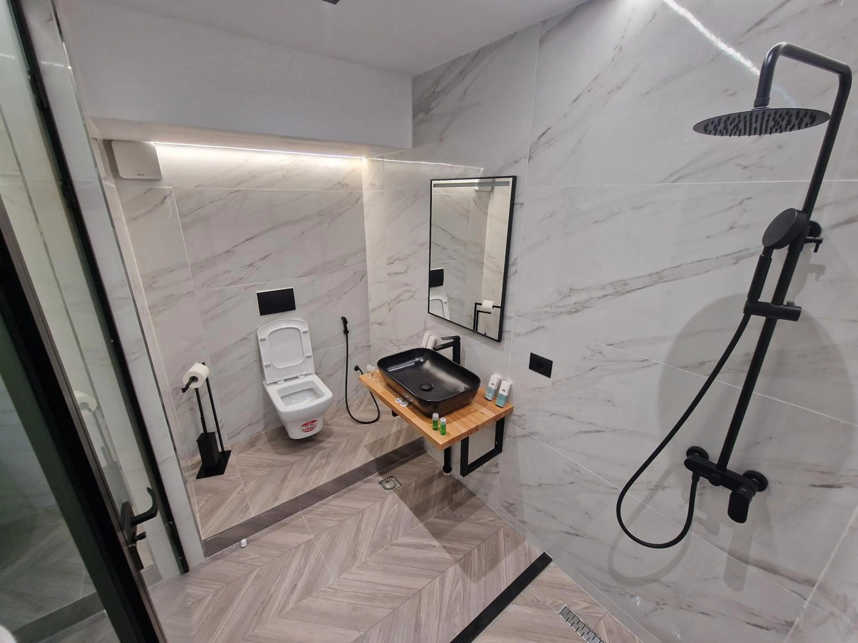 Shower in New W Hotel