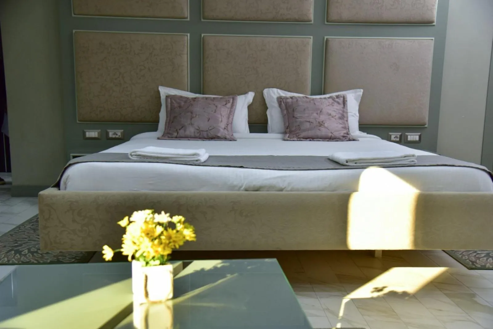 Bedroom, Bed in New W Hotel