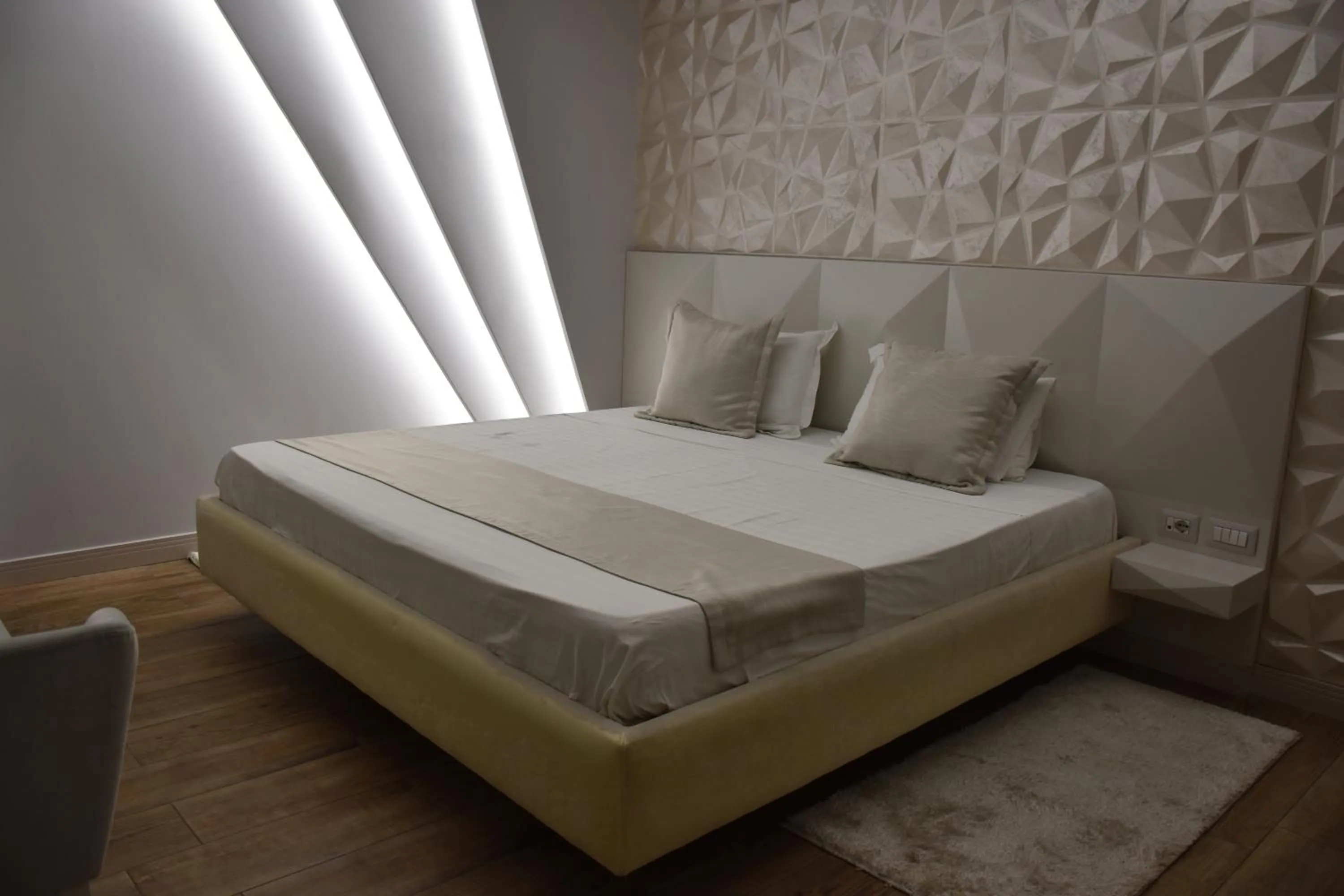 Bedroom, Bed in New W Hotel