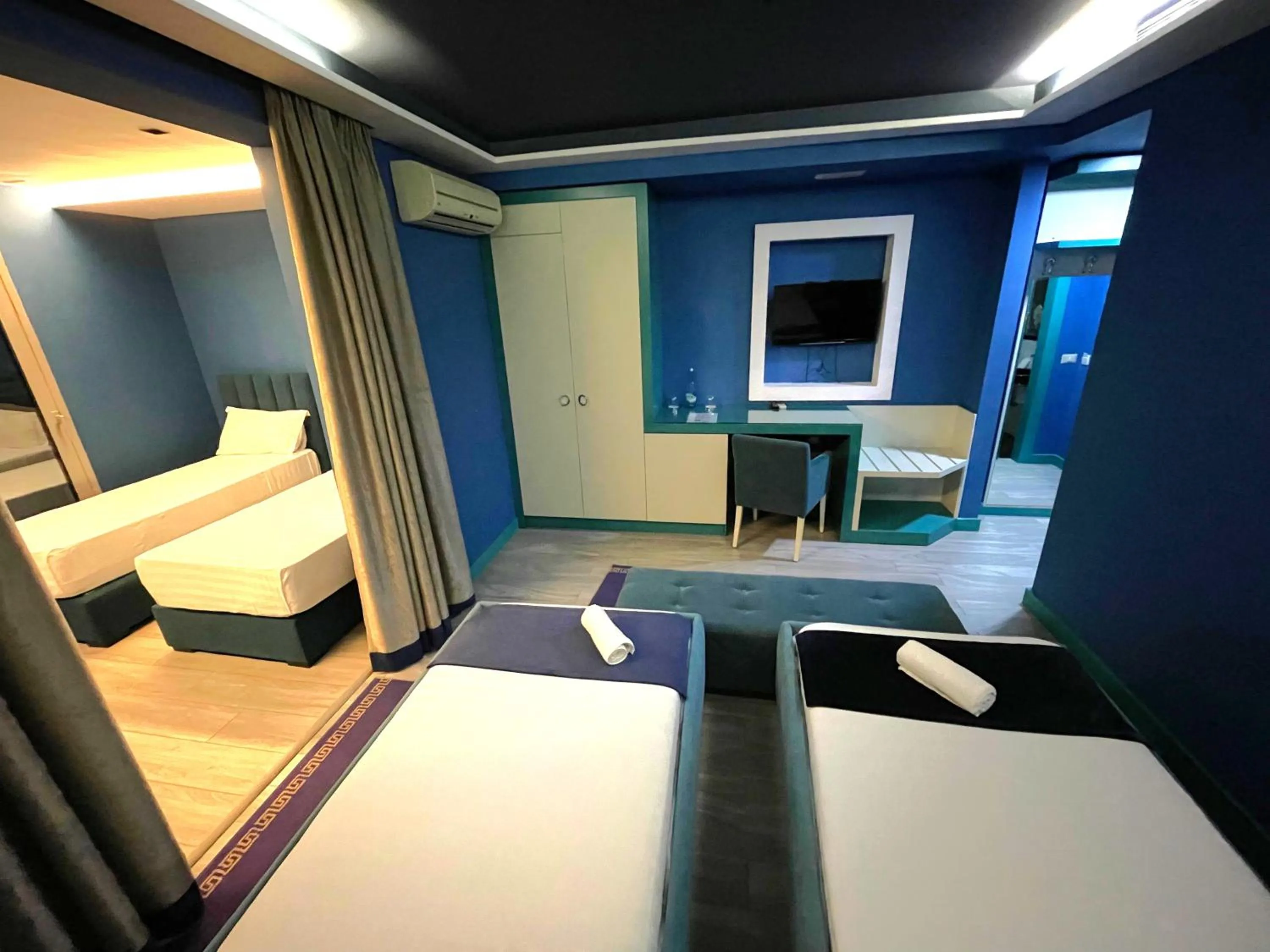 TV and multimedia, Bed in New W Hotel