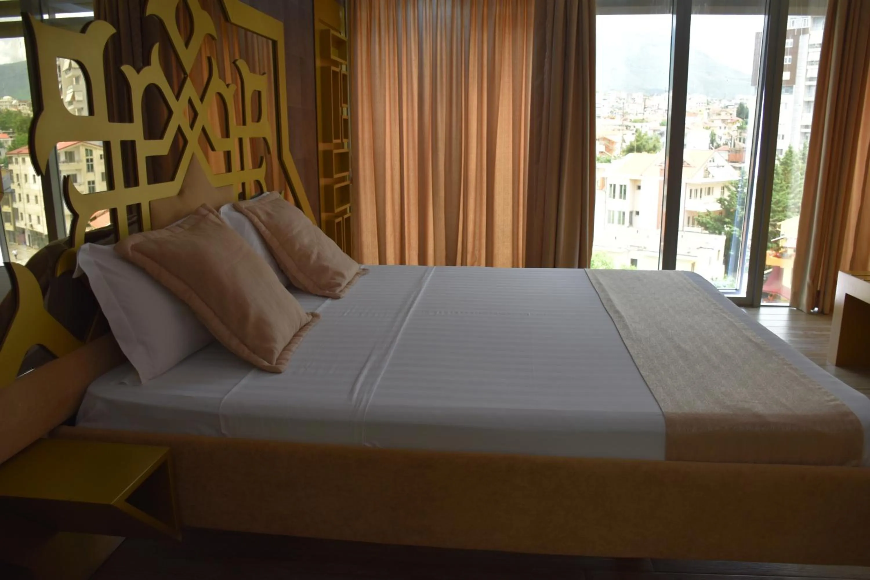 Bedroom, Bed in New W Hotel