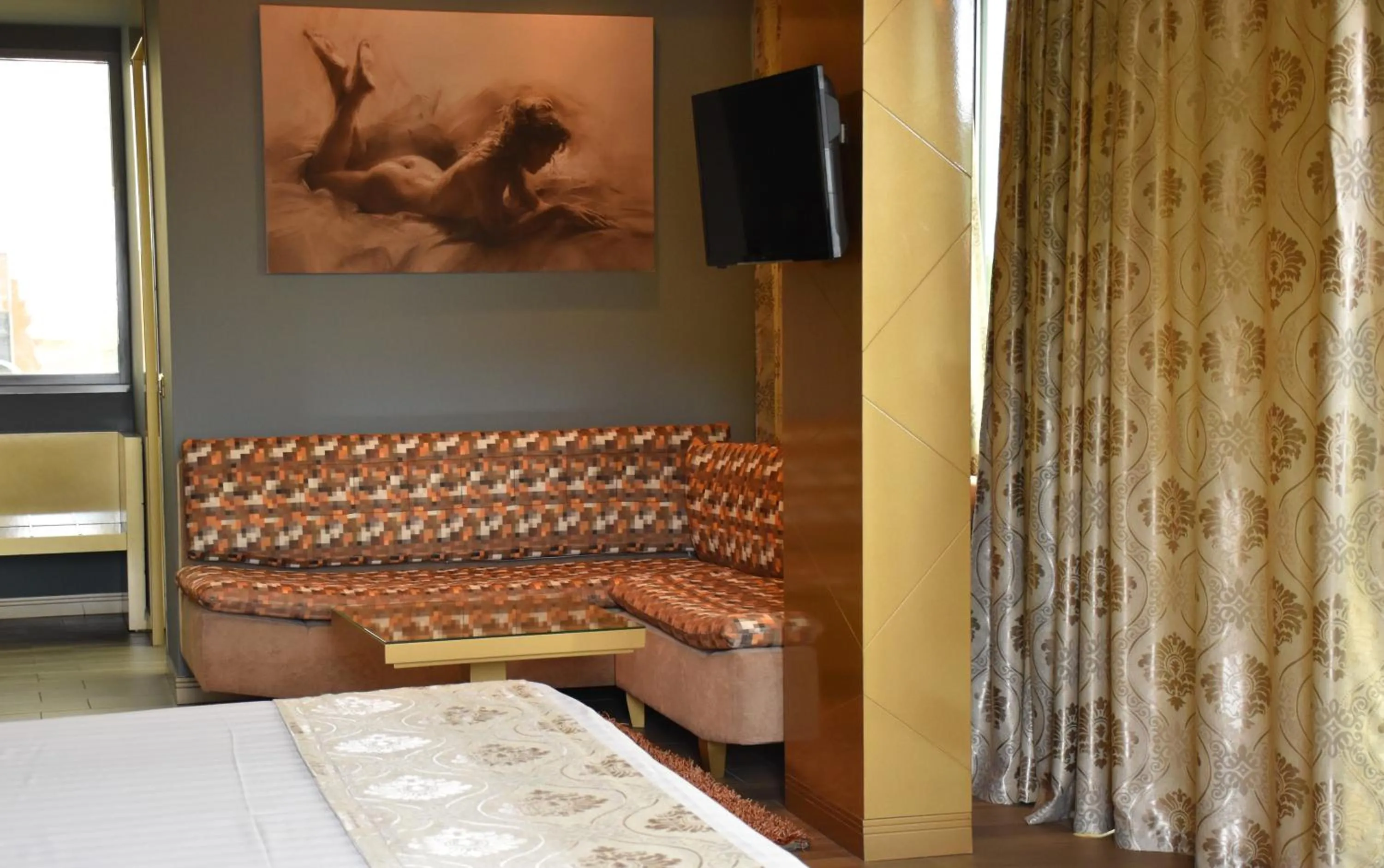 TV and multimedia in New W Hotel