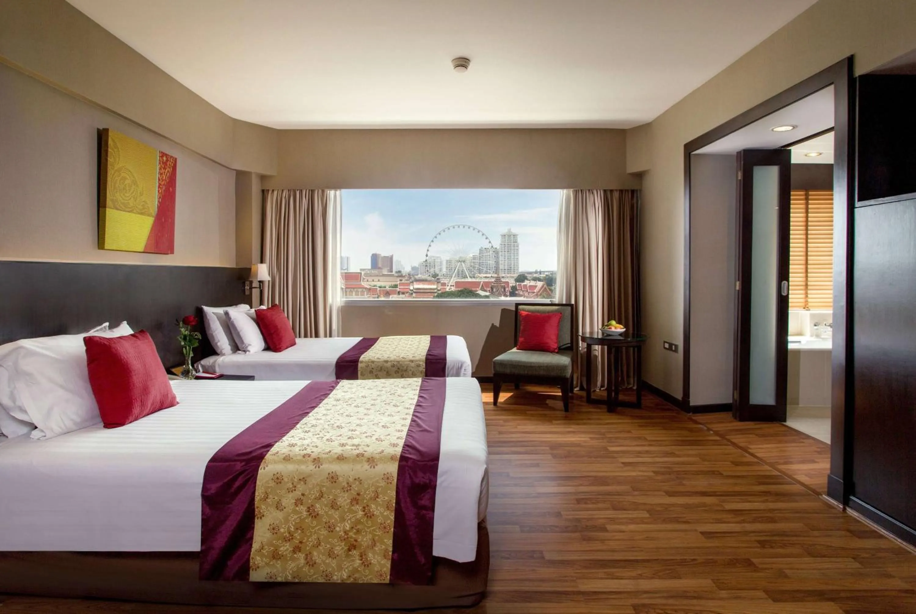Photo of the whole room, Bed in Ramada Plaza by Wyndham Bangkok Menam Riverside