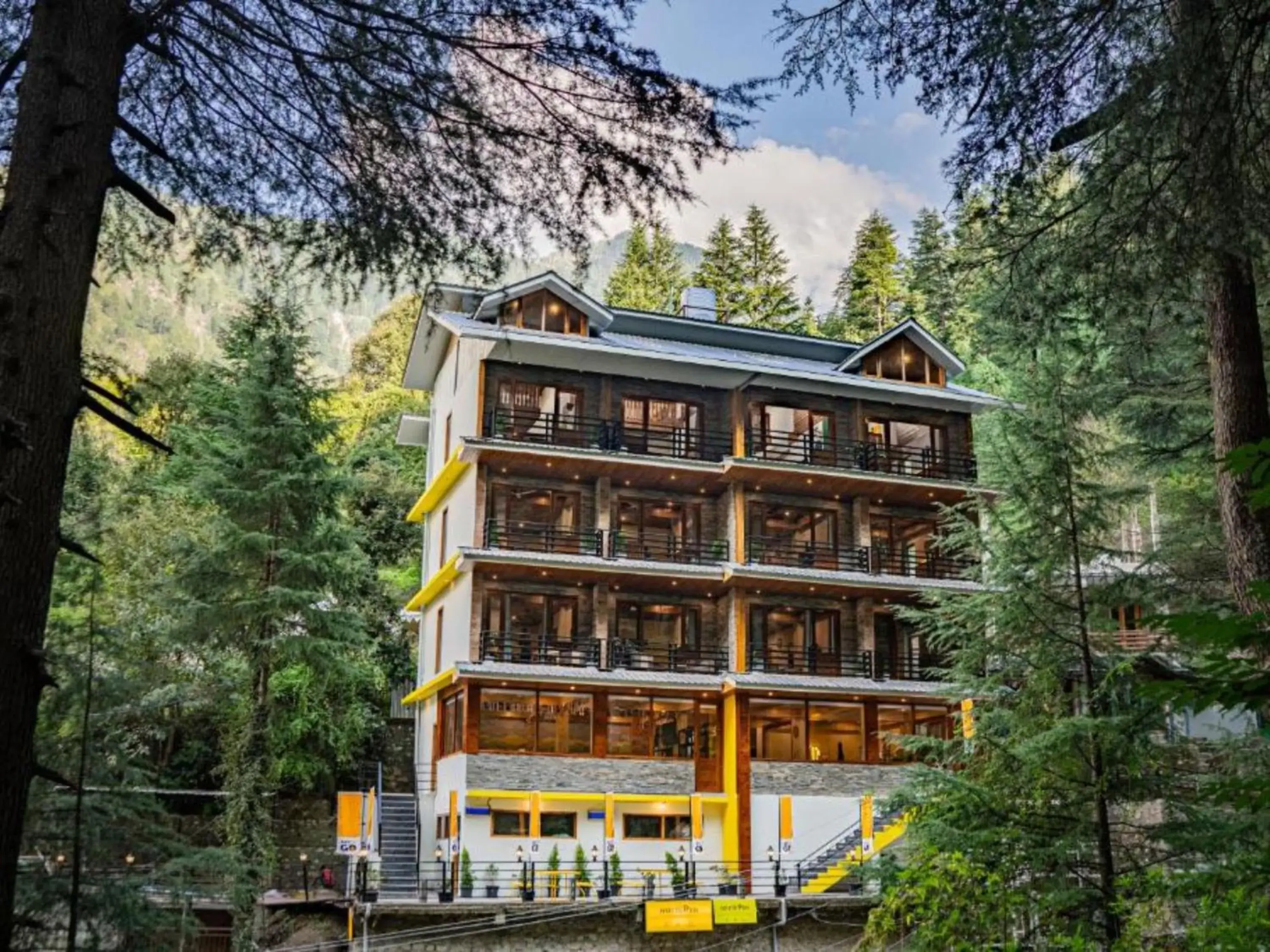 Property building in The Hosteller Kasol Property building in The Hosteller Kasol