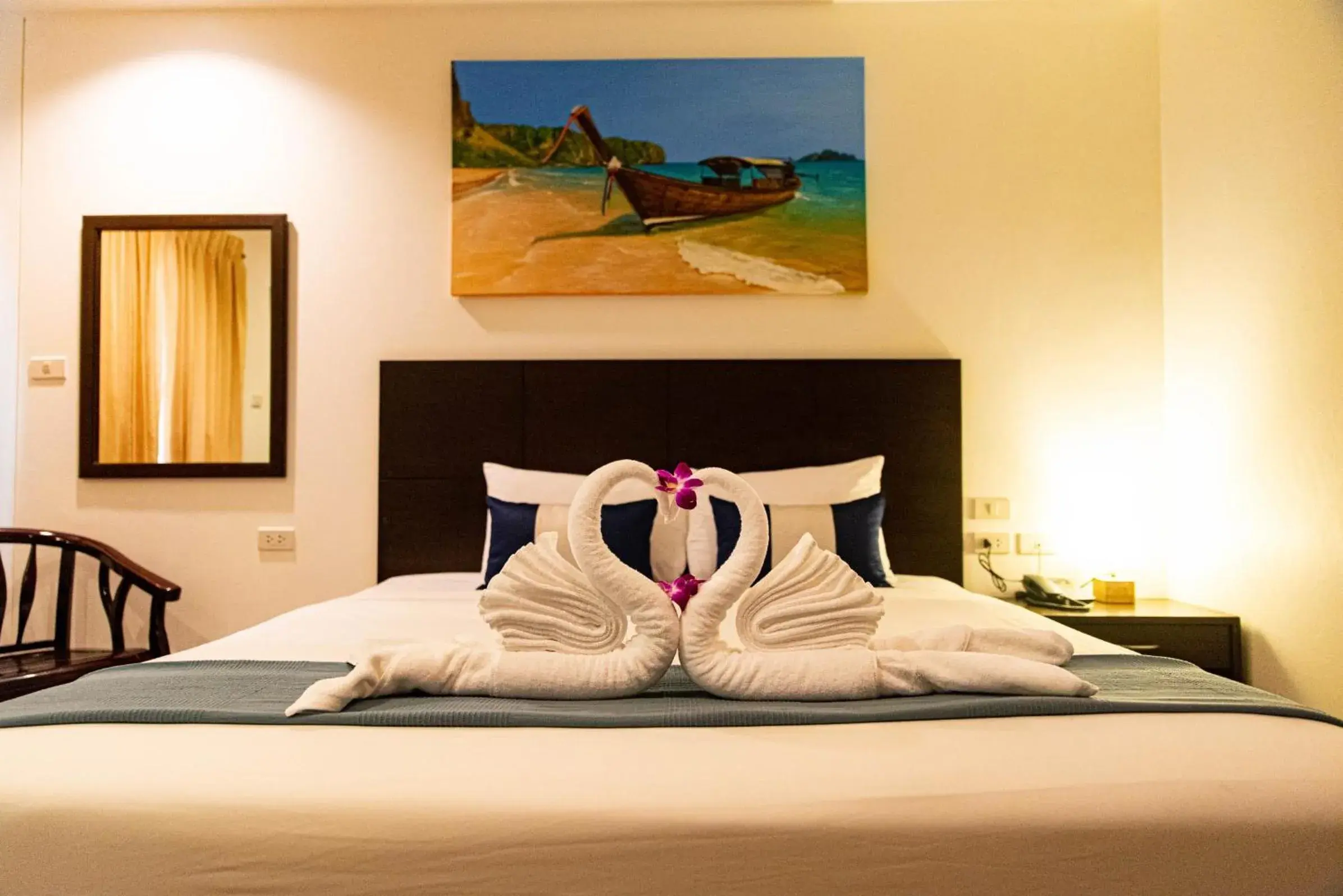 Bed in Q Victory Patong Hotel Bed in Q Victory Patong Hotel