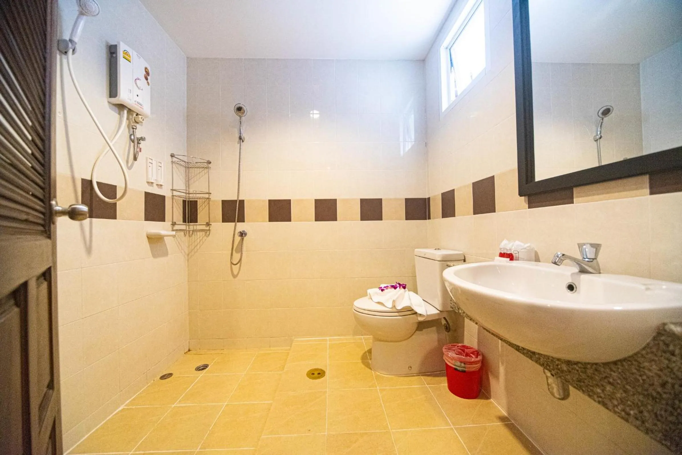 Q Victory Patong Hotel