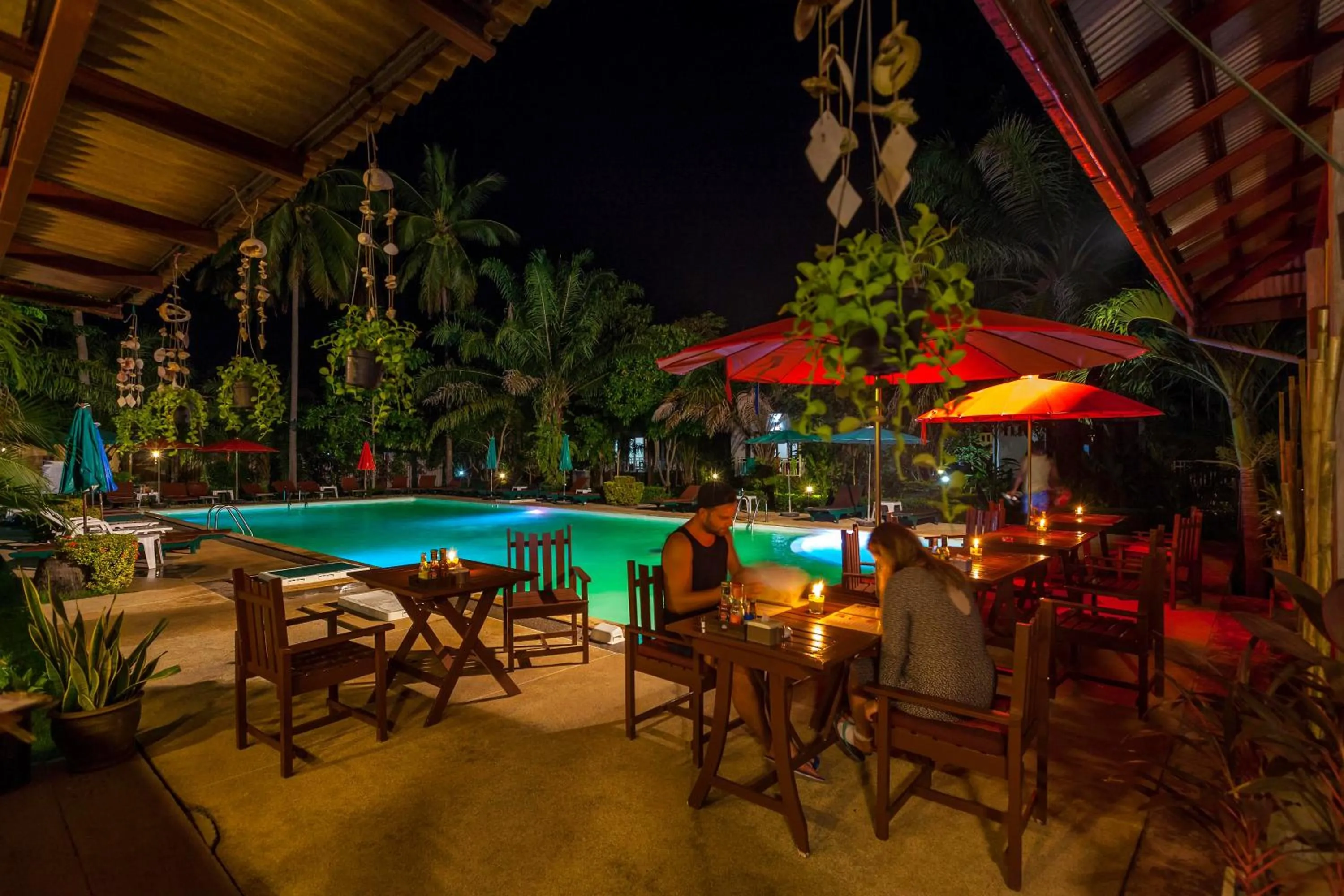 Area and facilities in Lanta Klong Nin Beach Resort