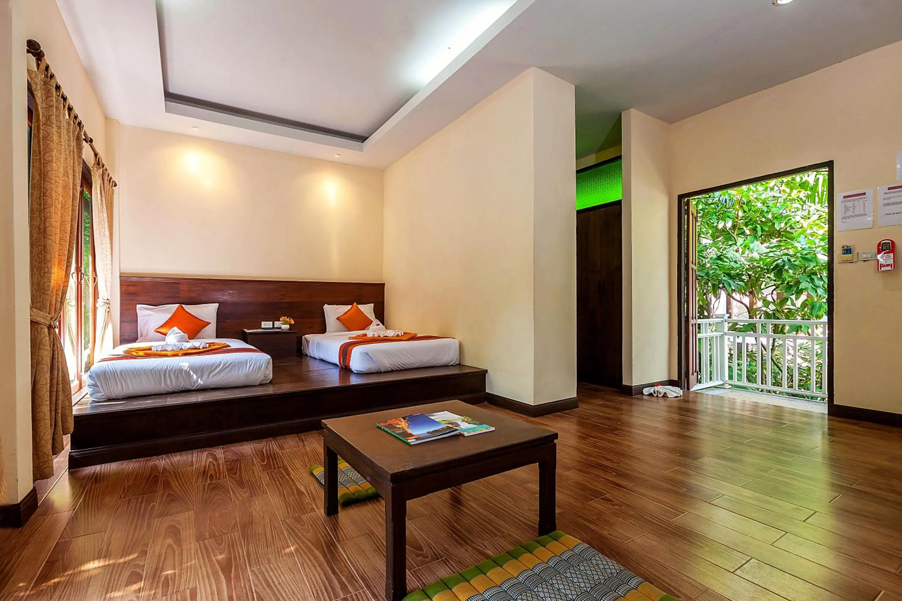 Bed in Lanta Klong Nin Beach Resort