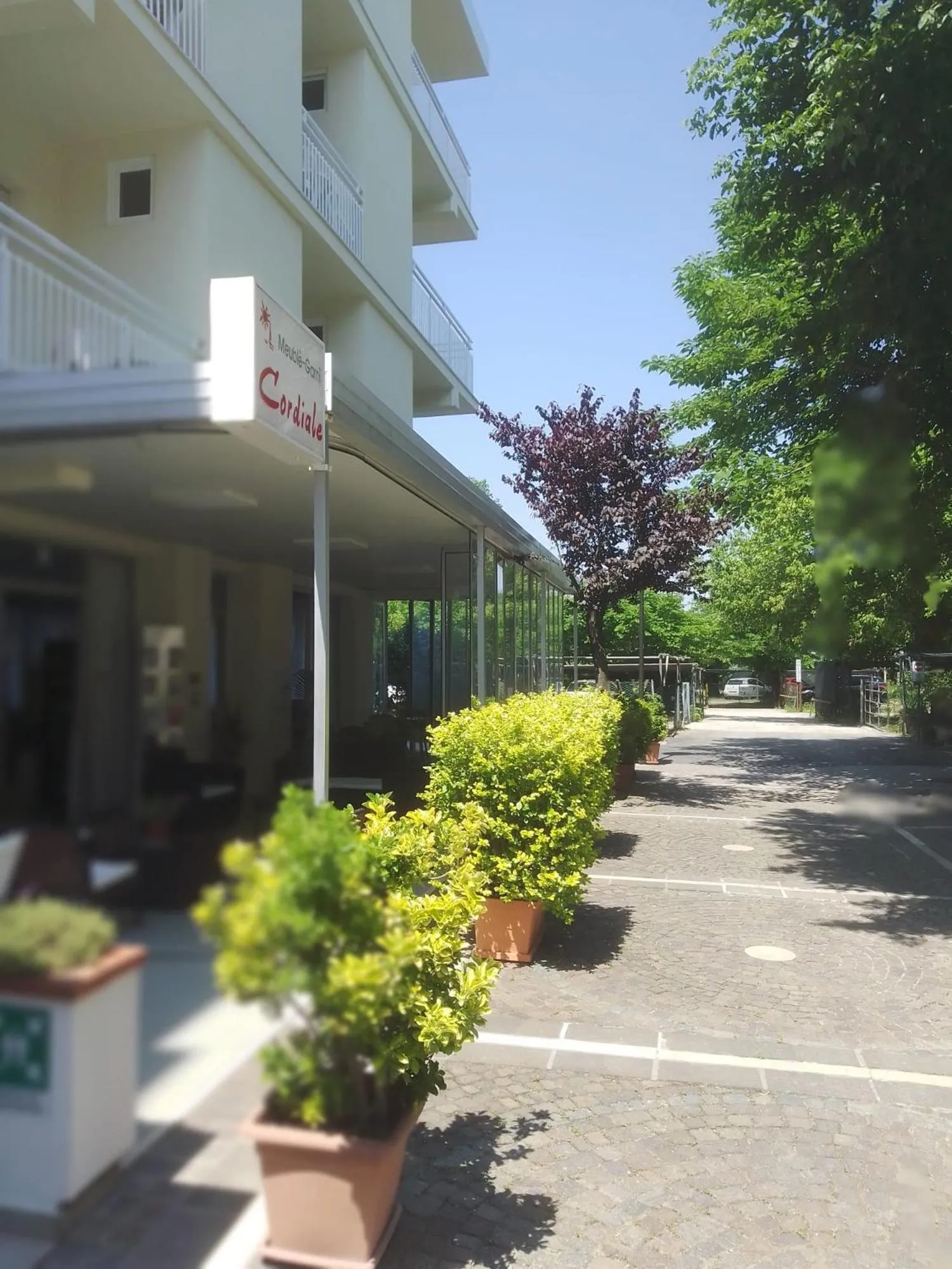 B&B - Meuble' - Hotel " CORDIALE "