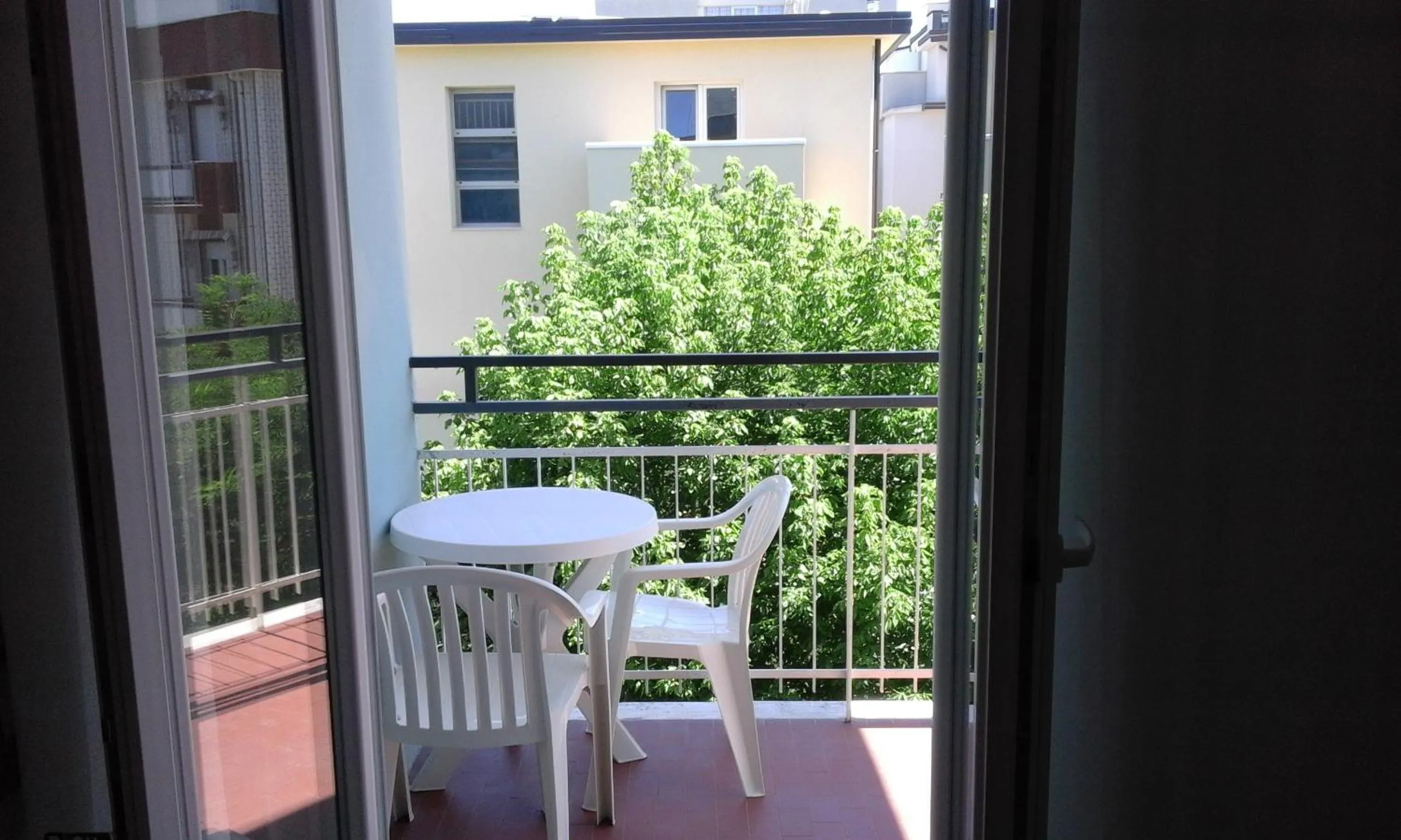 Balcony/Terrace in B&B - Meuble' - Hotel " CORDIALE "
