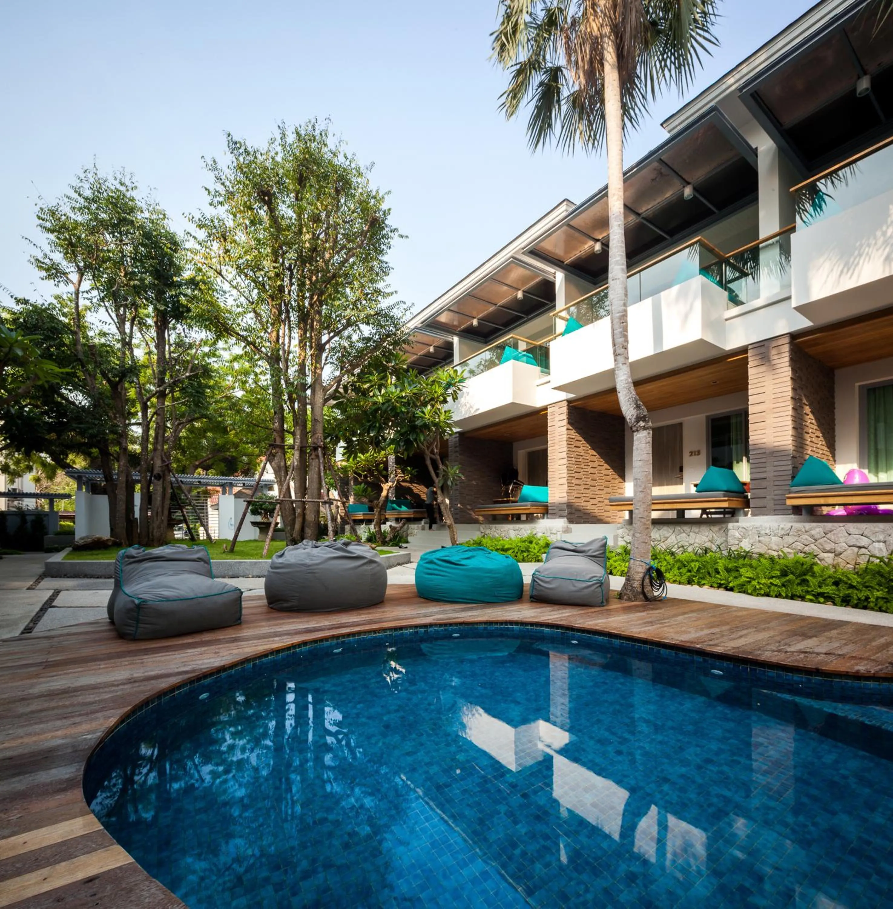 Swimming pool in Bann Pantai Resort