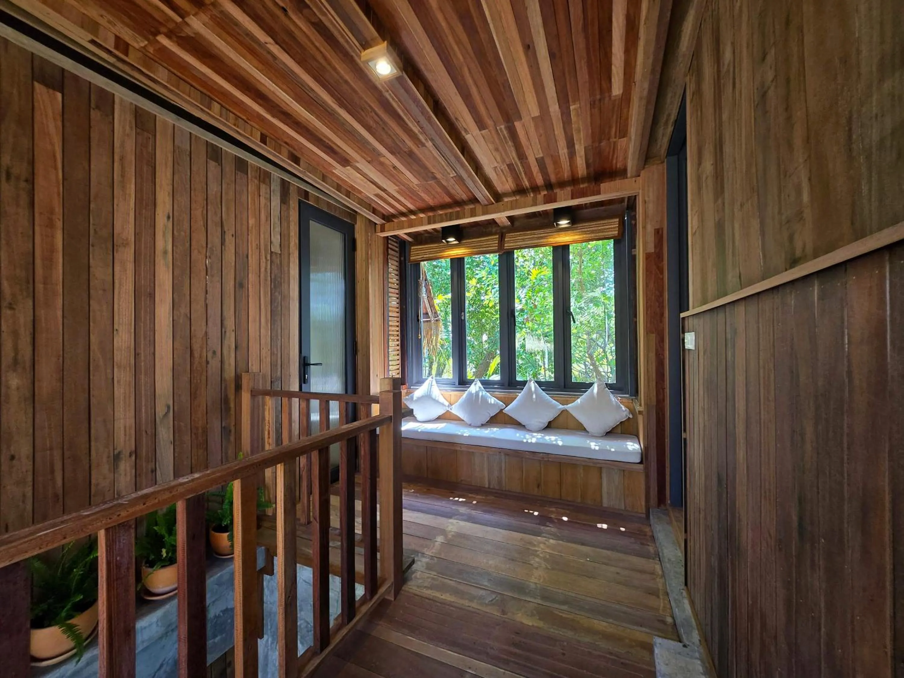 Balcony/Terrace, Bed in LA A NATU Sam Roi Yot