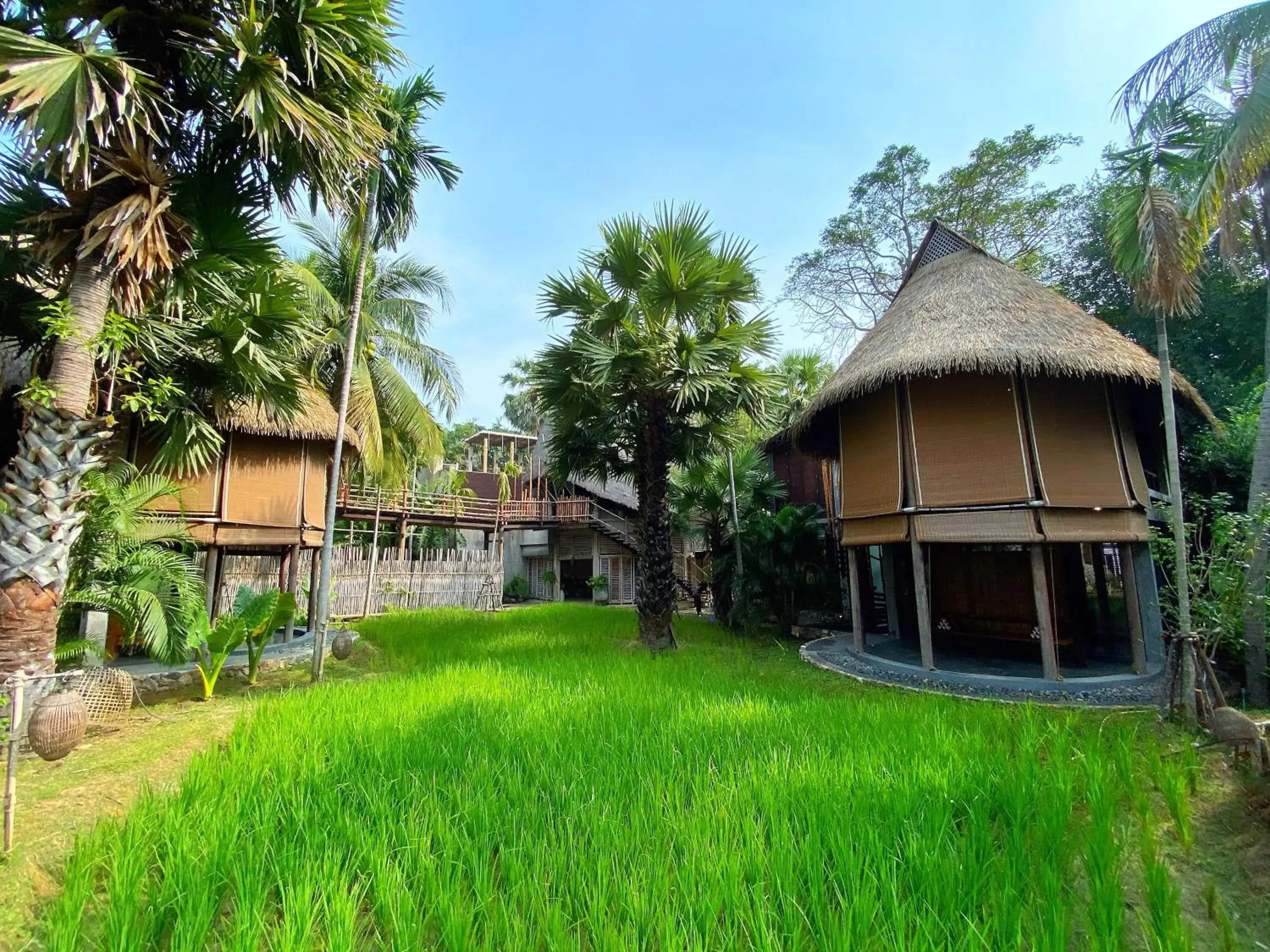 Property building in LA A NATU Sam Roi Yot Property building in LA A NATU Sam Roi Yot